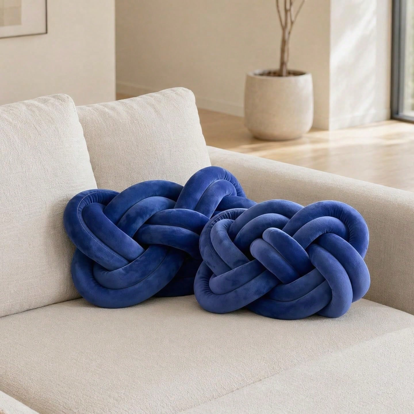 1Pc Plush Knotted Accent Pillows For Couch And Sofa,Soft Throw Pillows For Bed And Chair,Modern Decorative Room Decor For Living Room,Bedroom,Dorm And Nursery 15.7inches * 11.8inches