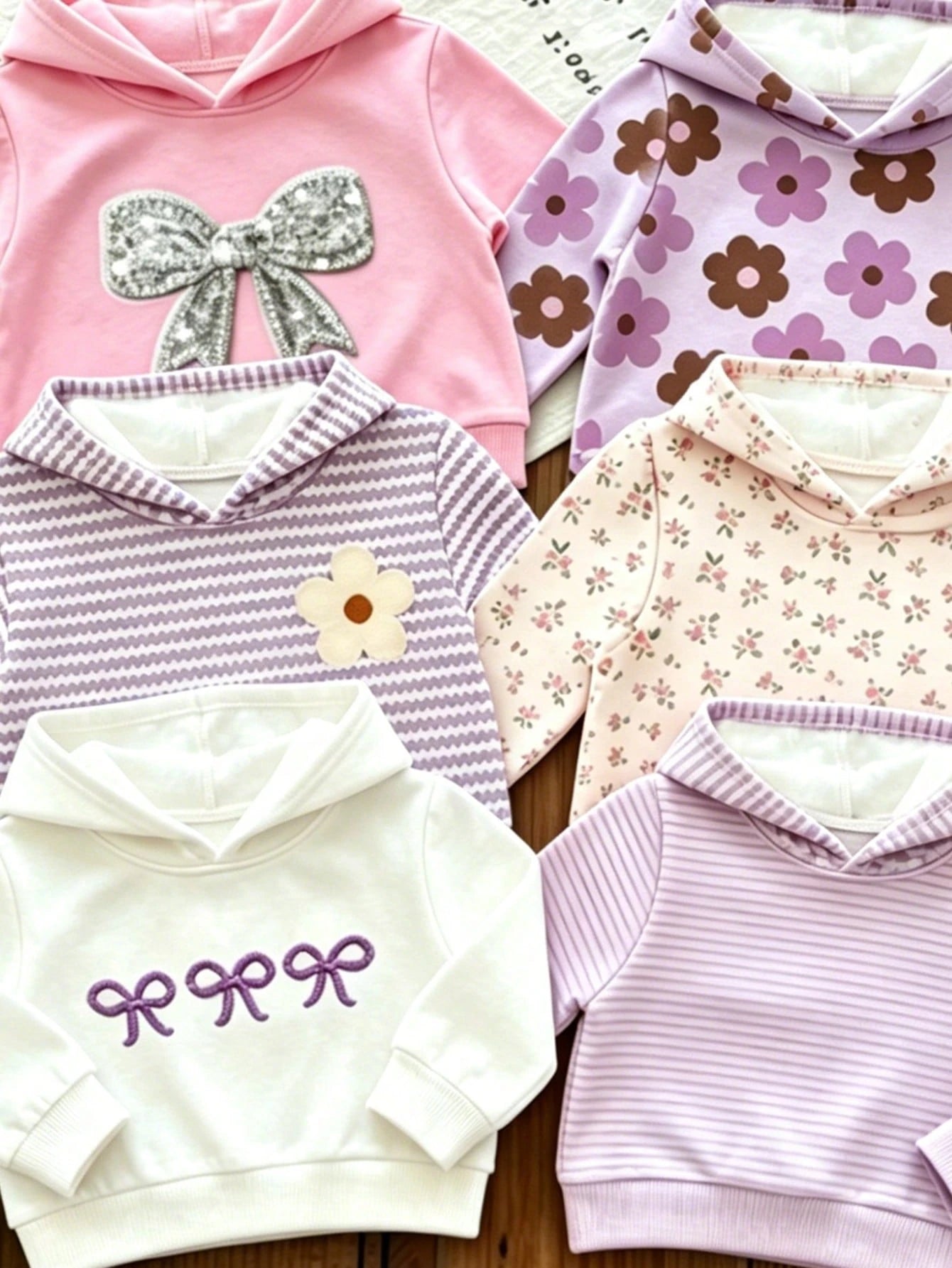 1pc Random, Baby Girl Hooded Sweatshirt, Pink Sweet Bow Pullover Sweatshirt, Floral Pattern Hooded Sweatshirt, Striped Long Sleeve Sweatshirt, Spring/Autumn Casual Top Suitable For Girls And Inf