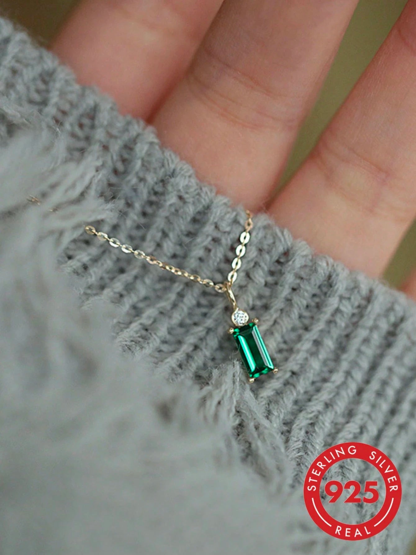 1pc S925 Sterling Silver Emerald Green Zirconia Rectangular Pendant Necklace, Minimalist Luxury Niche Exquisite Design, Elegant Elegant High-End Sophisticated Collarbone Chain, Women's Daily Vacation