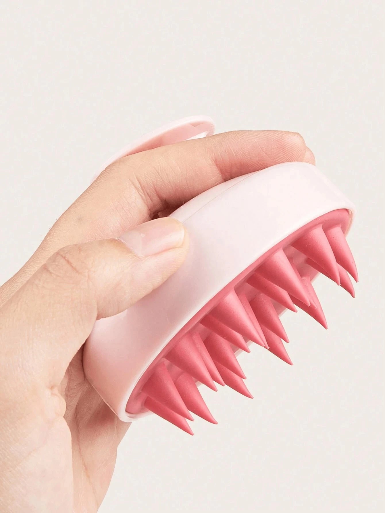 1pc Soft Silicone Scalp Massage Shampoo Brush, For Dry/Wet Hair (Curly/Straight) And All Hair Types Bath Head Massage Comb. Can Be Used For Blow Drying, Styling, Shampooing, Hair Care Massage. Portabl
