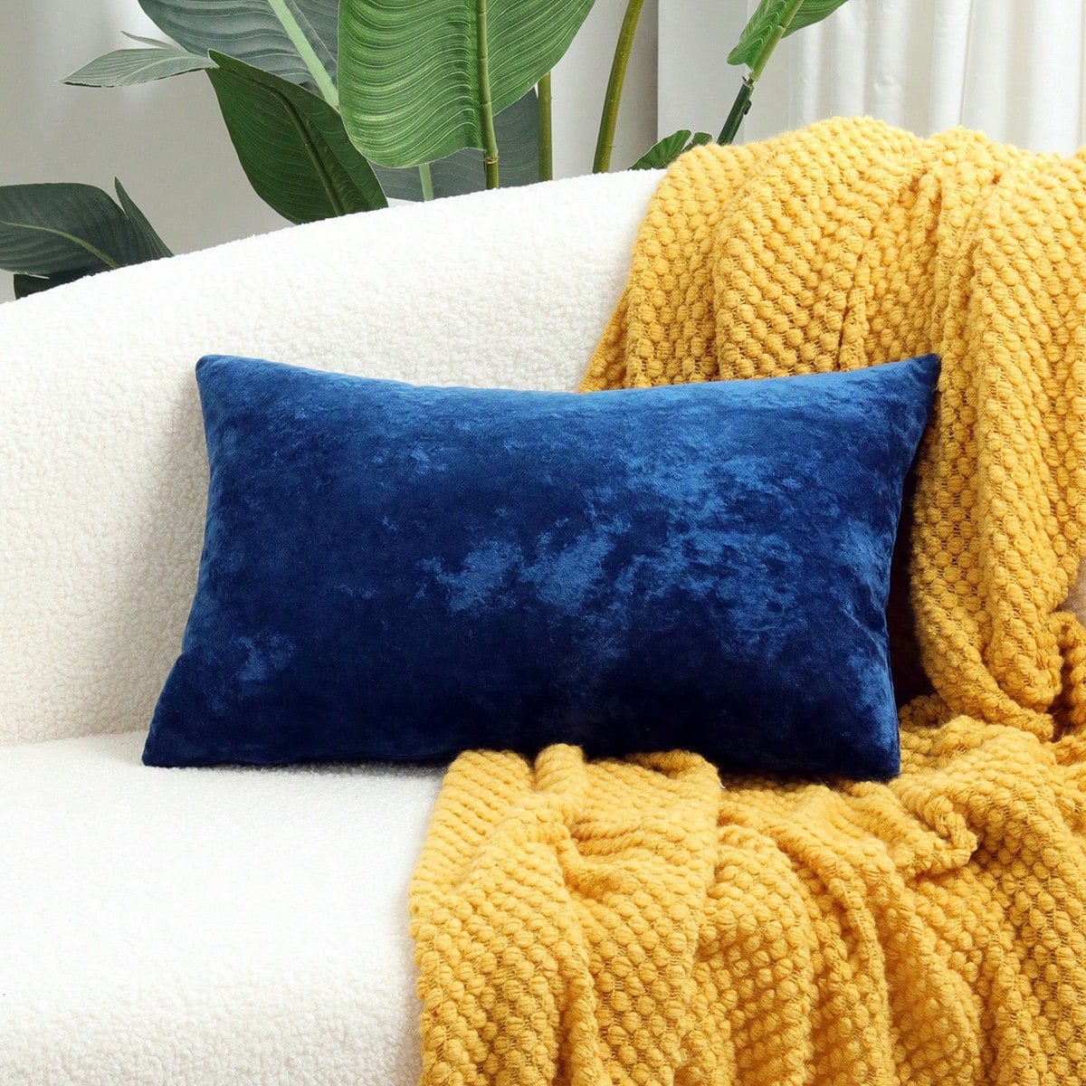 1pc Soft Velvet Dotted Textured Frosty Floral Solid Color Throw Pillow Cover, Suitable For Sofa, 18x18 Inches