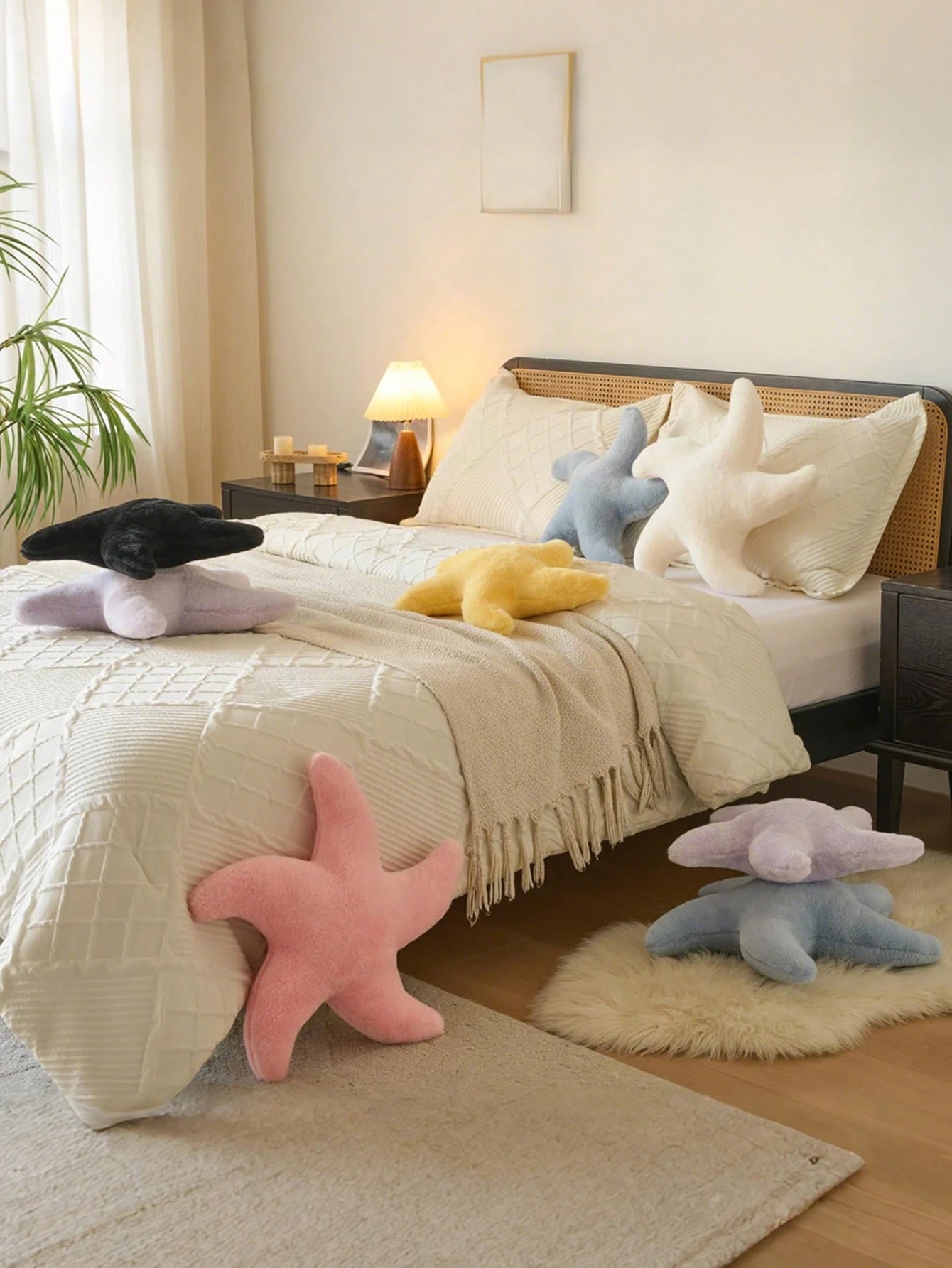 1pc Starfish Throw Pillow, Sofa Bed Decorative Pillow, Aesthetic Room Decor Accent Pillow, Soft Faux Rabbit Fur, Suitable For Living Room, Bedroom Decor, Room Arrangement, Party Gift, Outdoor Pillow