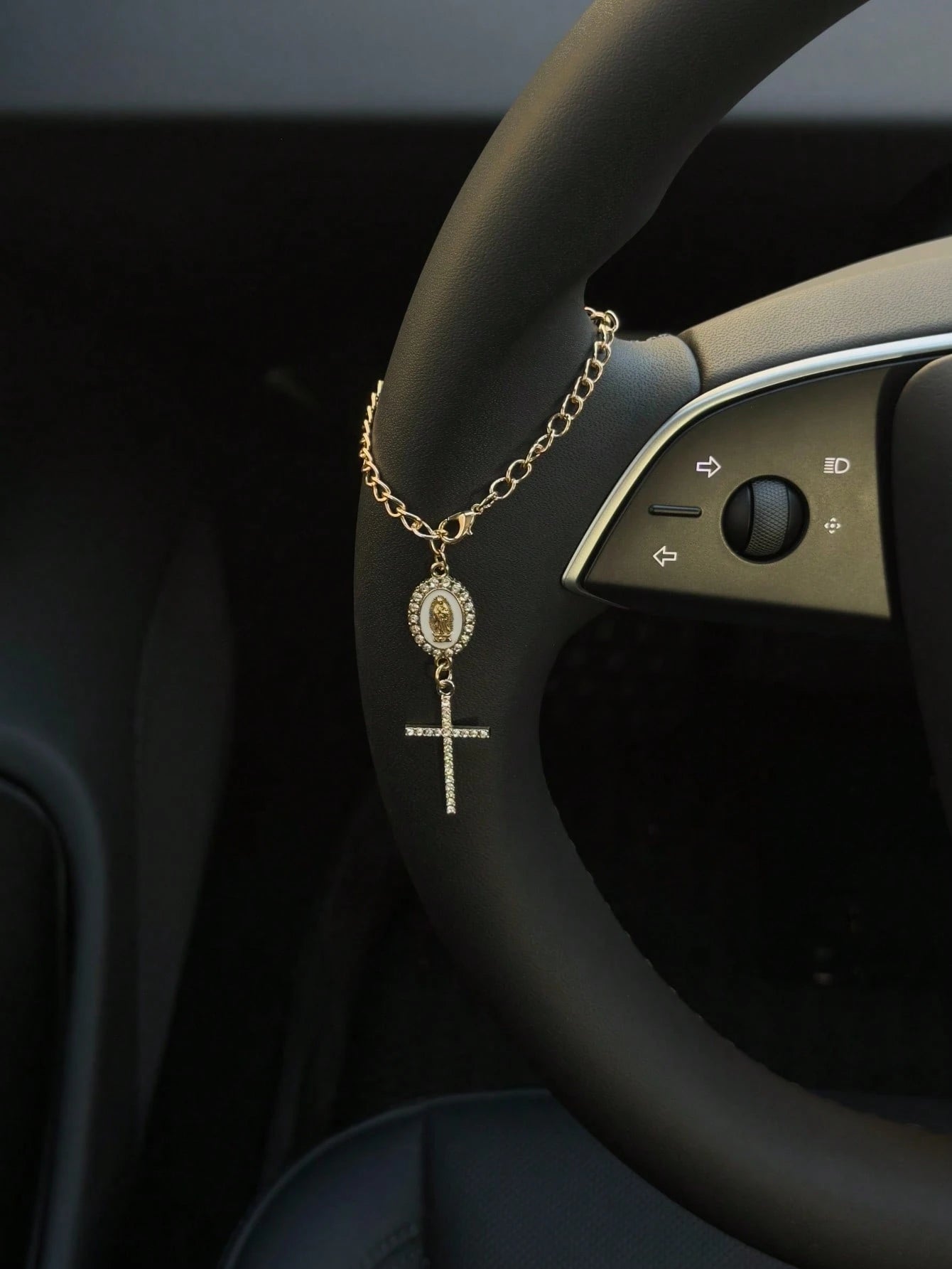 1pc Steering Wheel Decor, 15cm Adjustable Length, Minimalist, Cute, Creative Rosary Charm Car Accessory, Unique Fashion Car Pendant Decoration