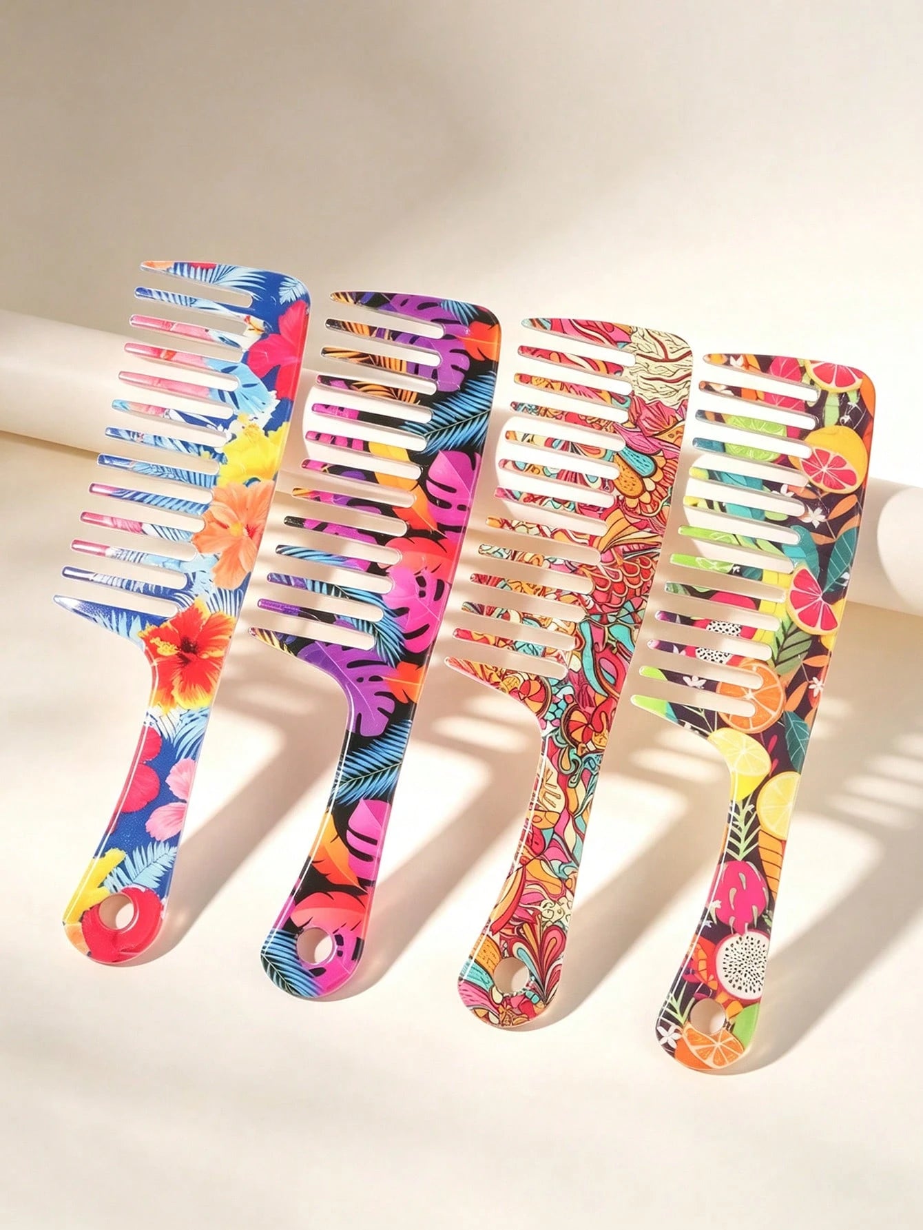 1pc Tropical Printed Wide Tooth Hair Comb With Handle, Plastic Detangling Hair Comb, Anti Static Hairdressing Styling Tool For Curly Thick Long Hair, Portable Hair Grooming Accessory For Women Daily H