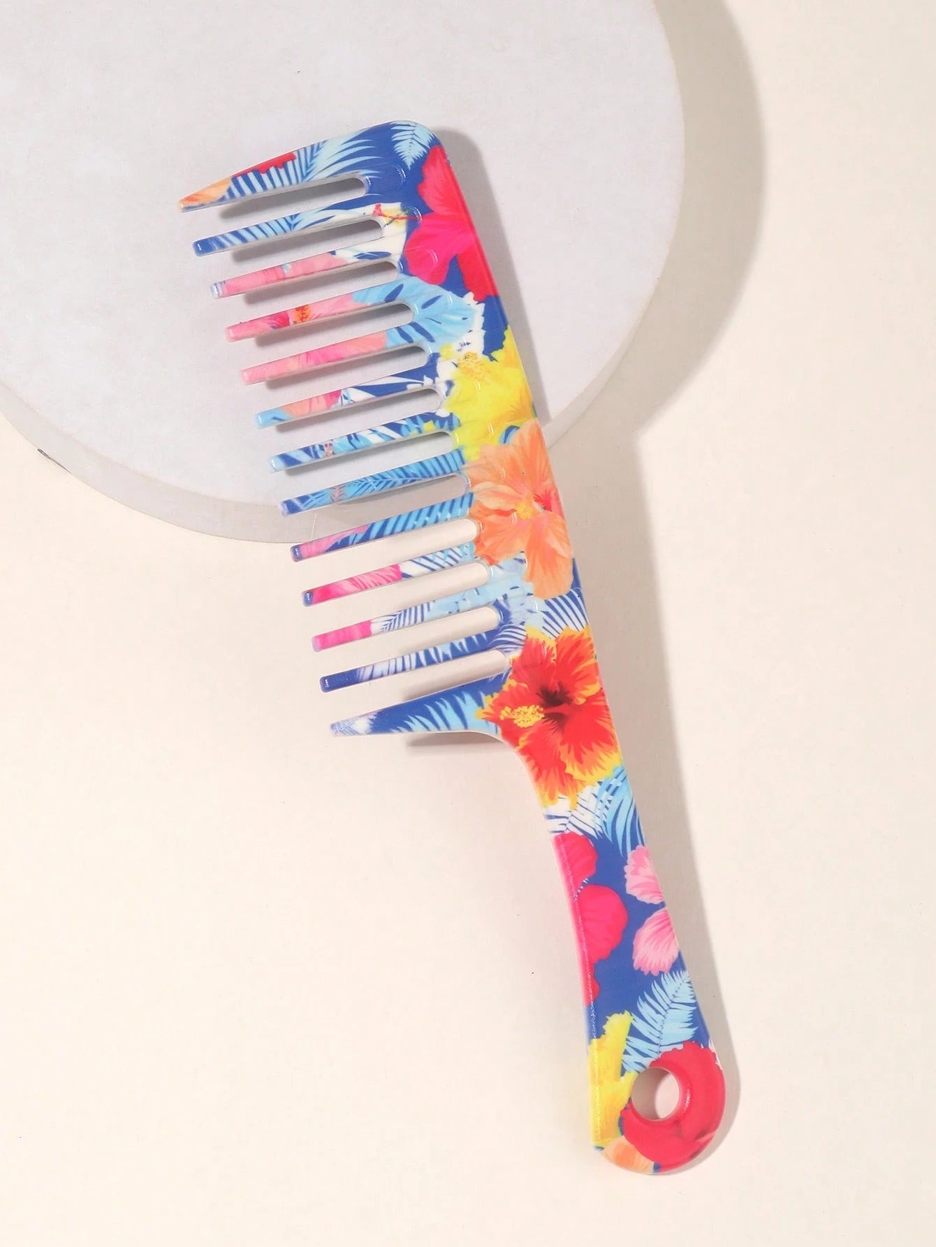 1pc Tropical Printed Wide Tooth Hair Comb With Handle, Plastic Detangling Hair Comb, Anti Static Hairdressing Styling Tool For Curly Thick Long Hair, Portable Hair Grooming Accessory For Women Daily H