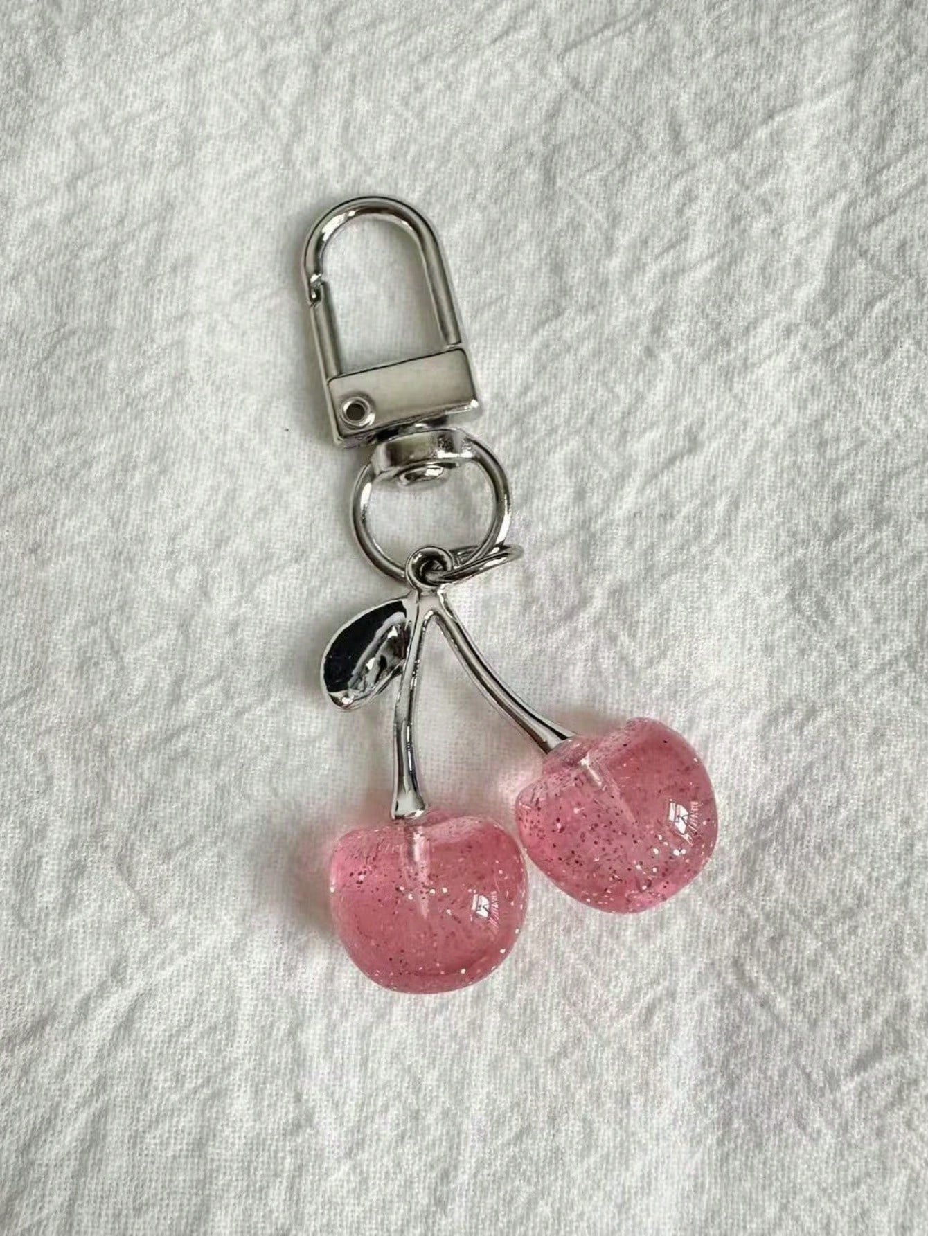 1pc Unisex Shiny Simulated Cherry Keychains Fashionable Decorative Keychain/Bag Charm Gifts For Women Valentines