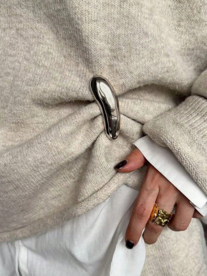 1pc Women's Minimalist Metal Glossy Brooch, Suitable For Waist Decoration On Dresses And Jackets, Fashionable High-End Accessory