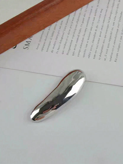 1pc Women's Minimalist Metal Glossy Brooch, Suitable For Waist Decoration On Dresses And Jackets, Fashionable High-End Accessory