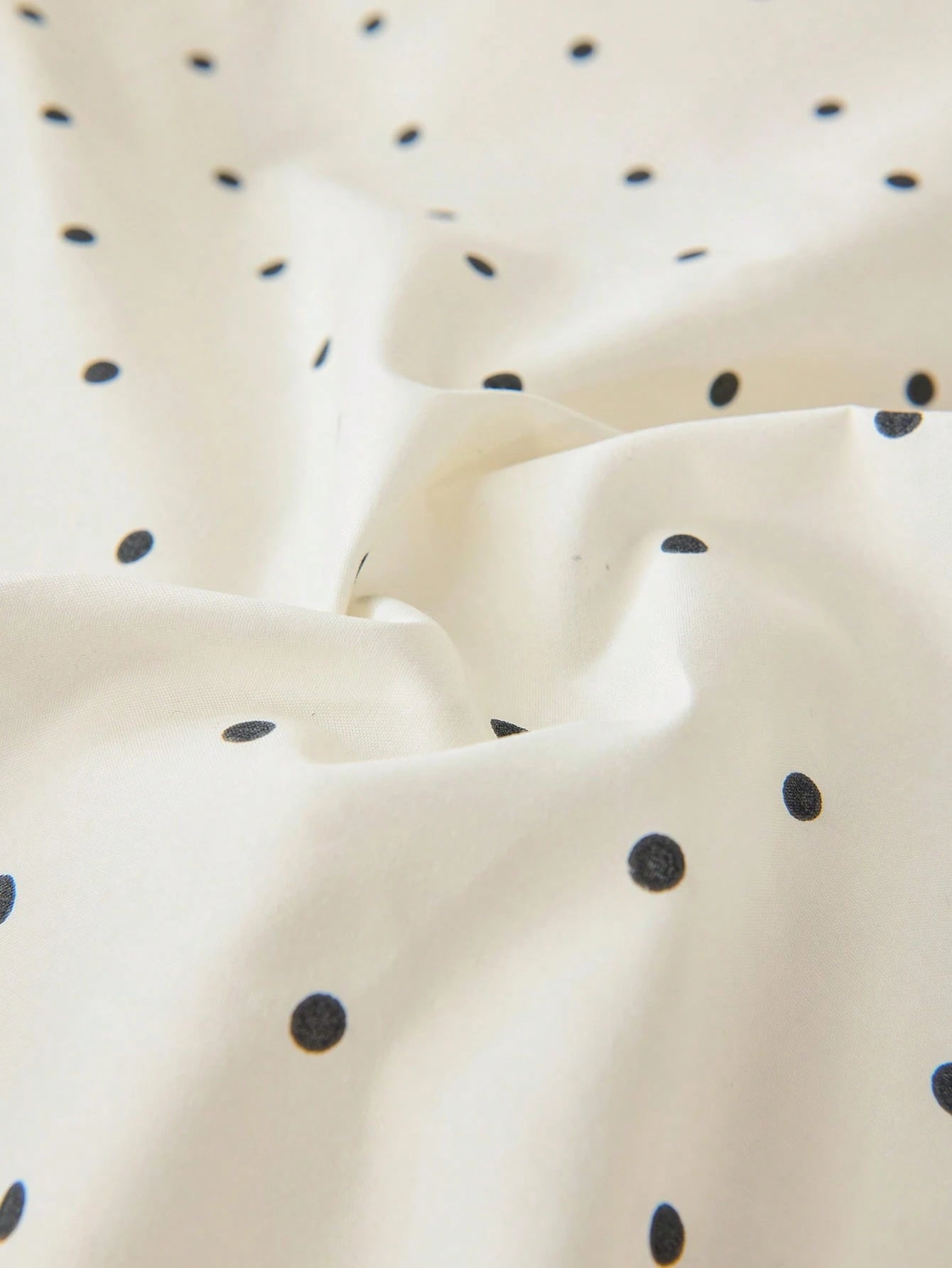 2/3pcs Minimalist Polka Dot Print Bedding Set, Made Of Soft And Comfortable Fabric, Breathable And Durable, Wrinkle-Resistant, Suitable As A Gift For Parents And Friends, Includes 1 Duvet Cover, 1/2 P