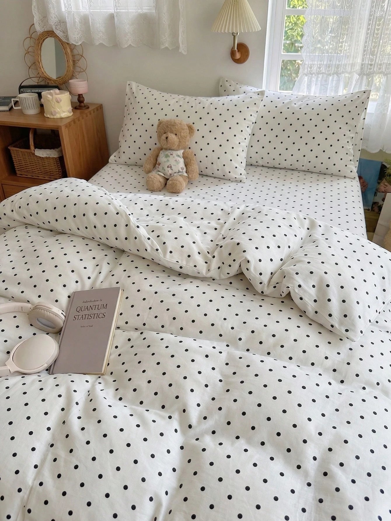 2/3pcs White Fine Polka Dot Pattern Duvet Cover Bedding Set, Soft Breathable Wrinkle-Resistant, Promotes Better Sleep, Luxury Hotel Style, Gift For Parents And Friends, Reversible Dual-Color Duvet Cov