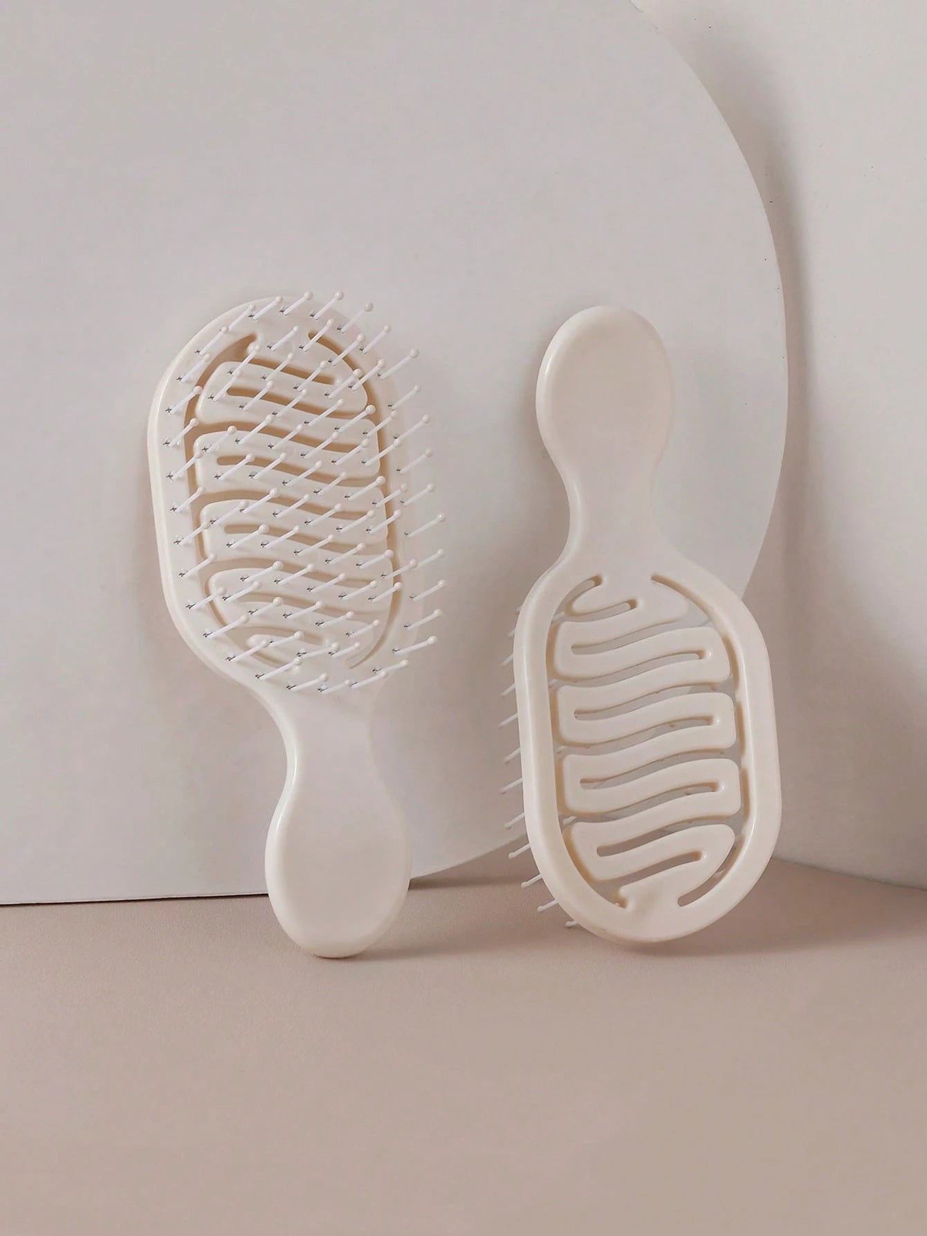 2pcs/1pc Mini Ivory Hollow Portable Styling Hair Brush, Salon Beauty Travel Essential Hair Comb Tool Accessory, Unisex, Suitable For Dry And Wet Hair, Multi-Functional Detangling Brush, Suitable For A