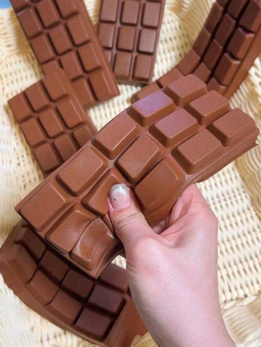 2pcs/1pc Realistic Chocolate Stress Relief Squeeze Toy, Squeeze And Play To Relieve Stress, Adult Desktop Stress Relief Squeeze Toy, Chocolate Shaped Birthday Party Gift And Surprise Gift, Perfect Gif