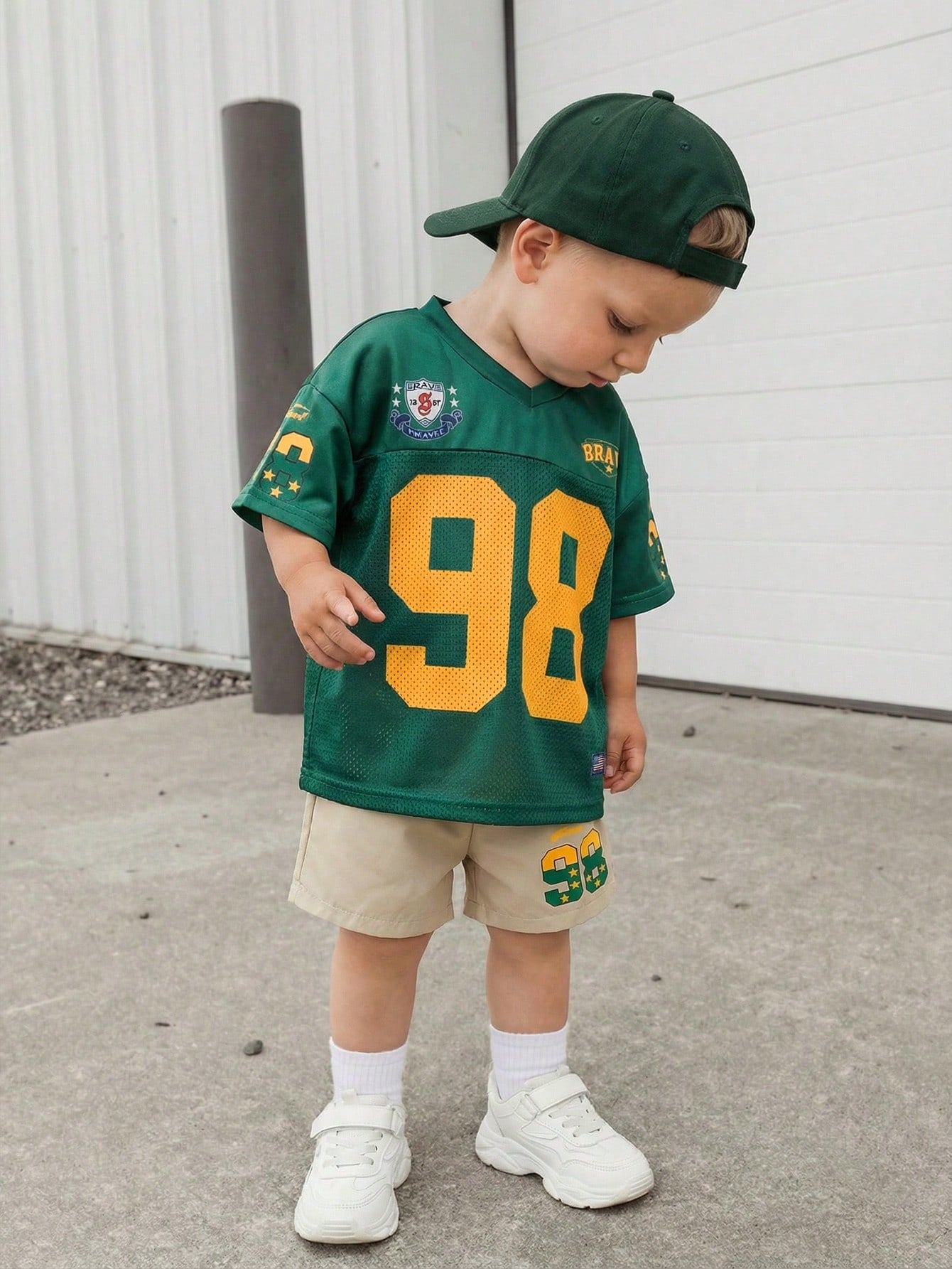 2pcs Baby Boy Fashionable Cute Sporty Jersey Short Sleeve T-Shirt Set, Suitable For Spring And Summer