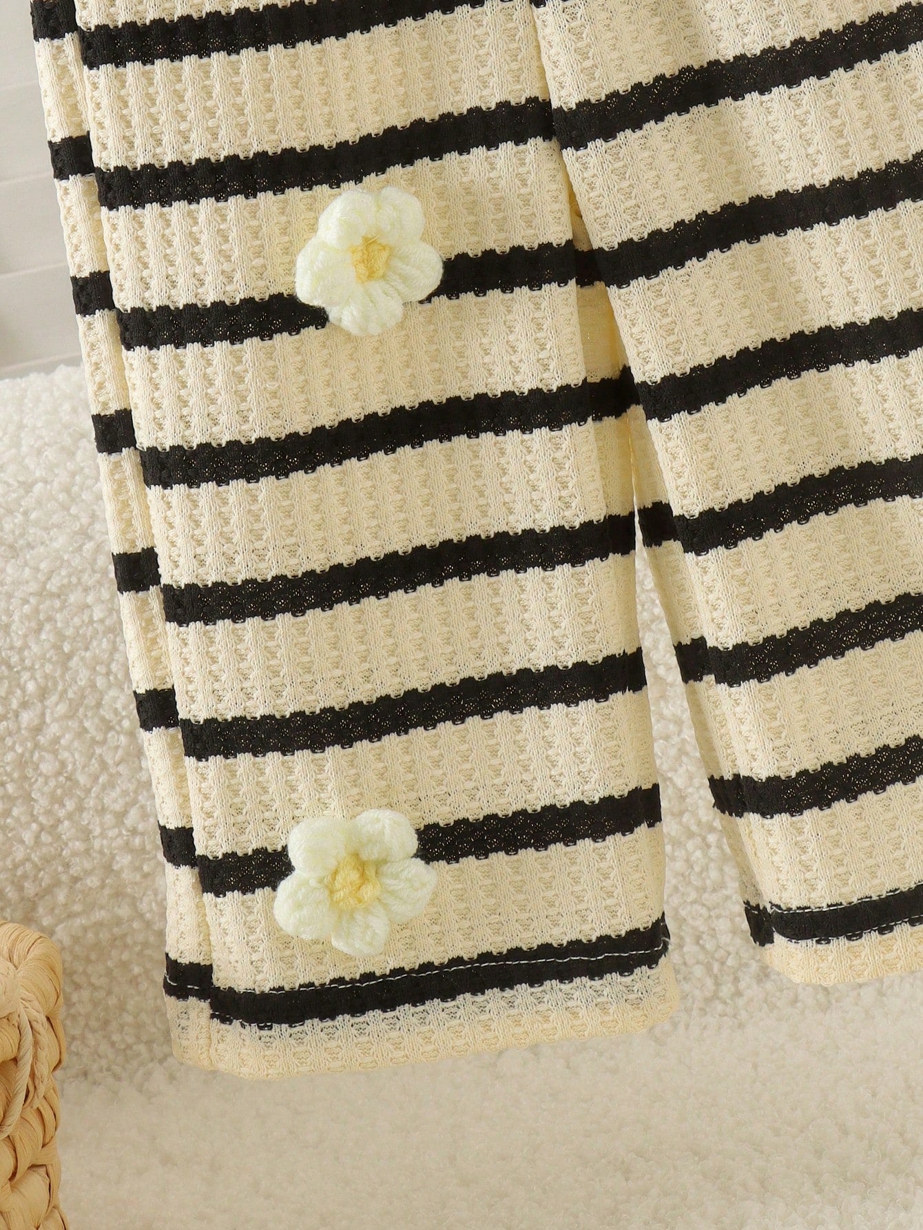 2pcs Baby Girl Striped 3D Floral Knit Long Sleeve Cardigan & Wide Leg Pants Set, Thin Spring/Autumn Mori Style Cute