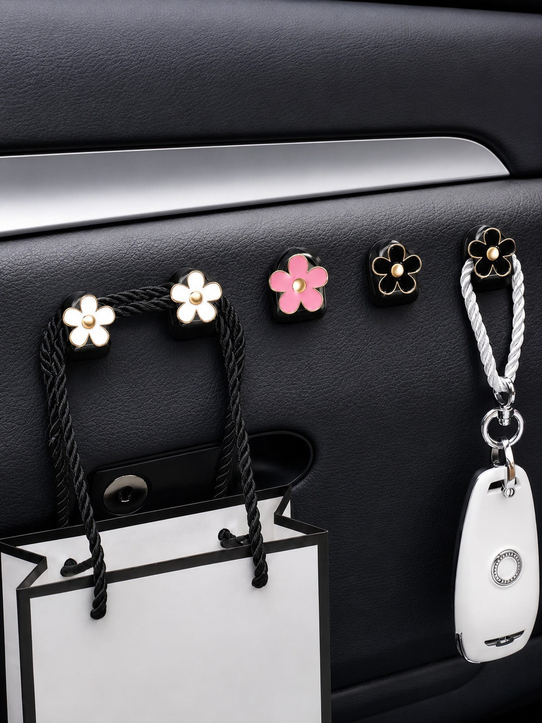 2pcs Car Adhesive Mini Flower Shaped Hooks, Suitable For Dashboard Storage And Home Use, Can Hang Bags, Keys And Other Decorative Accessories