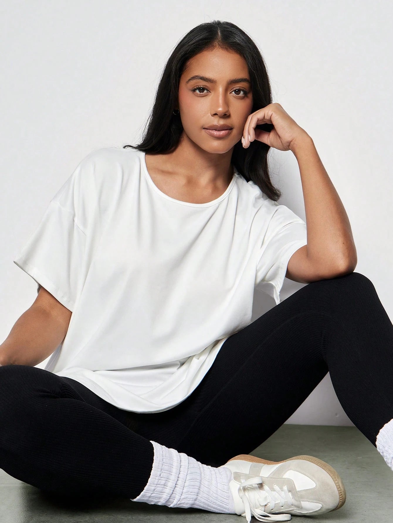 2pcs Plus Size Women Sports T-Shirt, Fitness Tops, Yoga Tops, Casual Everyday Wear,White Tops,Black Top,Women's Sportswear