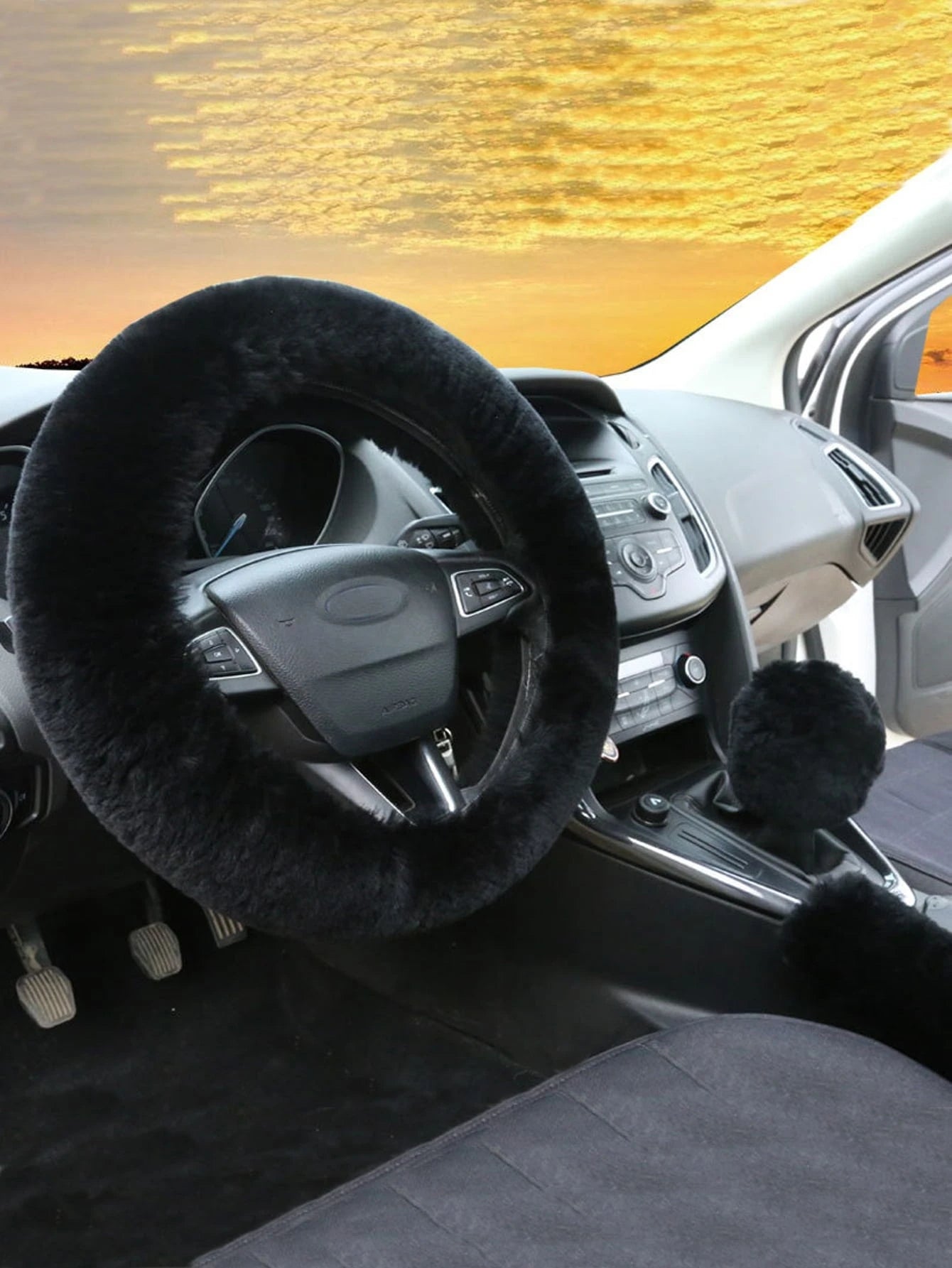 2pcs Plush Handbrake Cover And Gear Shift Knob Cover, Soft Faux Fur, Fit For Manual Transmission, Universal Car Accessories