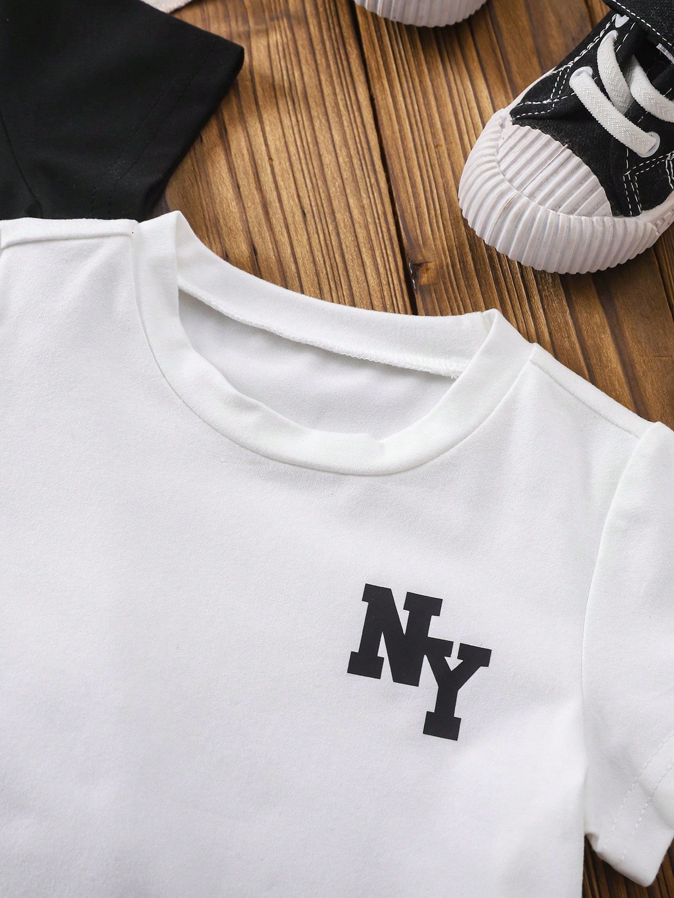 2pcs/Set Baby/Baby Boy Casual All-Match Black And White T-Shirts With Simple Letter Prints, Suitable For Summer Wear, Versatile For All Occasions