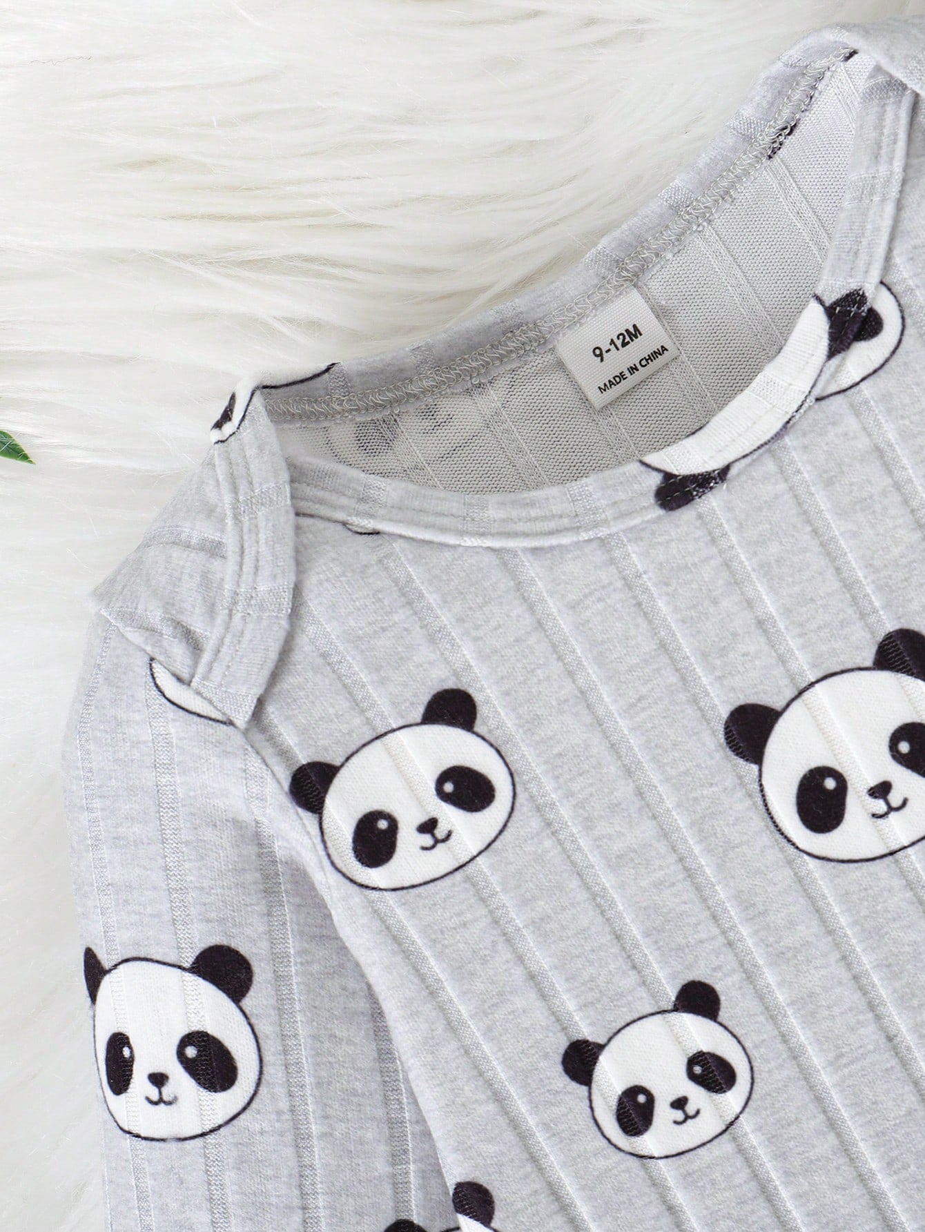 2pcs/Set Baby Boy Ribbed Fabric Bear Print Long Sleeve Romper & 3D Bear Ear Hat, Suitable For Casual, Outdoor, Vacation And Other Occasions, Versatile