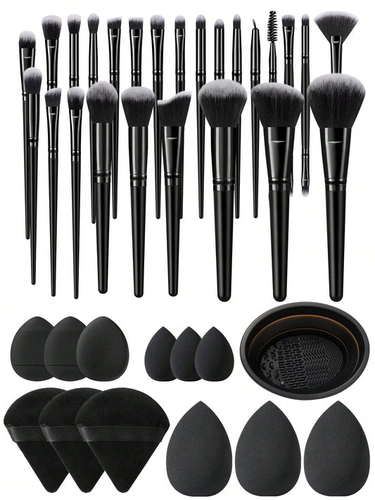 38pcs Makeup Brush Set, Including: 25pcs Makeup Brushes + 3pcs Makeup Sponges + 3pcs Mini Makeup Sponges + 3pcs Makeup Powder Puffs + 3pcs Mini Air Cushion Puffs + 1pc Makeup Brush Cleaning Tool