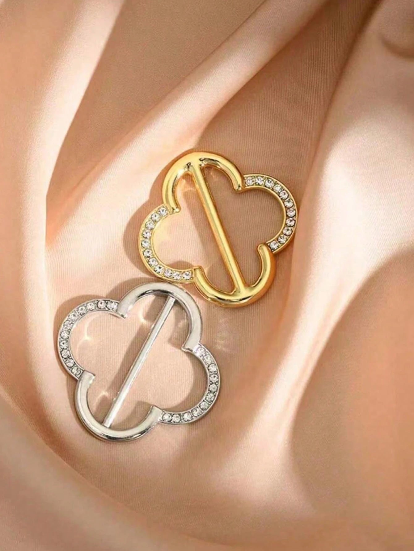 3PCS Ladies' Shirt Tie Clip, Women's Scarf Buckle, Belt Metal Clothing, Ring Accessories, For T-Shirts (2 Gold And 1 Silver)