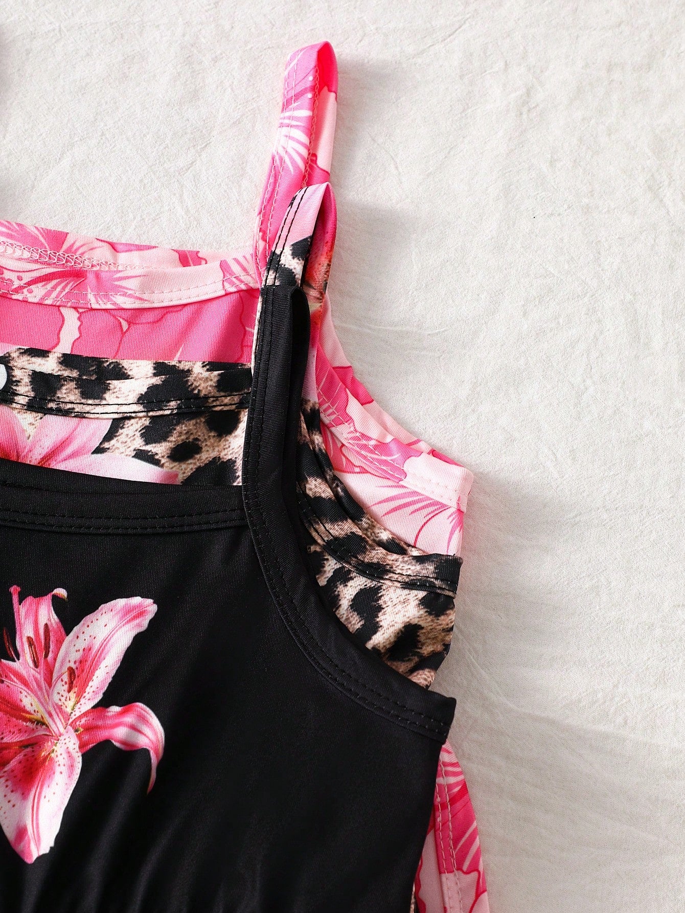 3pcs/Pack Baby Girls' 2026 Summer Cute Pink And Black Hibiscus Floral Strap Soft Round Neck Casual Tropical Versatile Rompers Holiday Beach Vacation