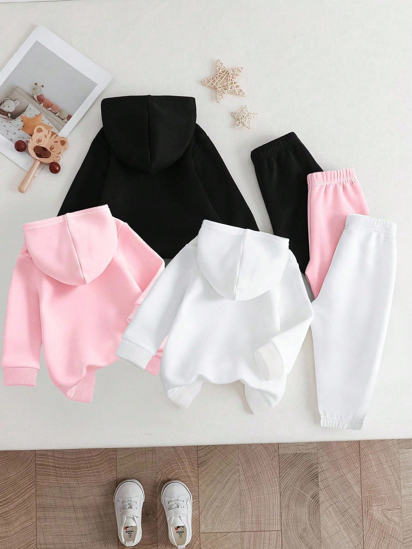 3pcs/Set Baby Girls Fall Clothes,Cute Glitter Heart Dandelion Graphic Hoodie&Sweatpants Outfit,White Autumn Family Matching Pink Black Winter Set