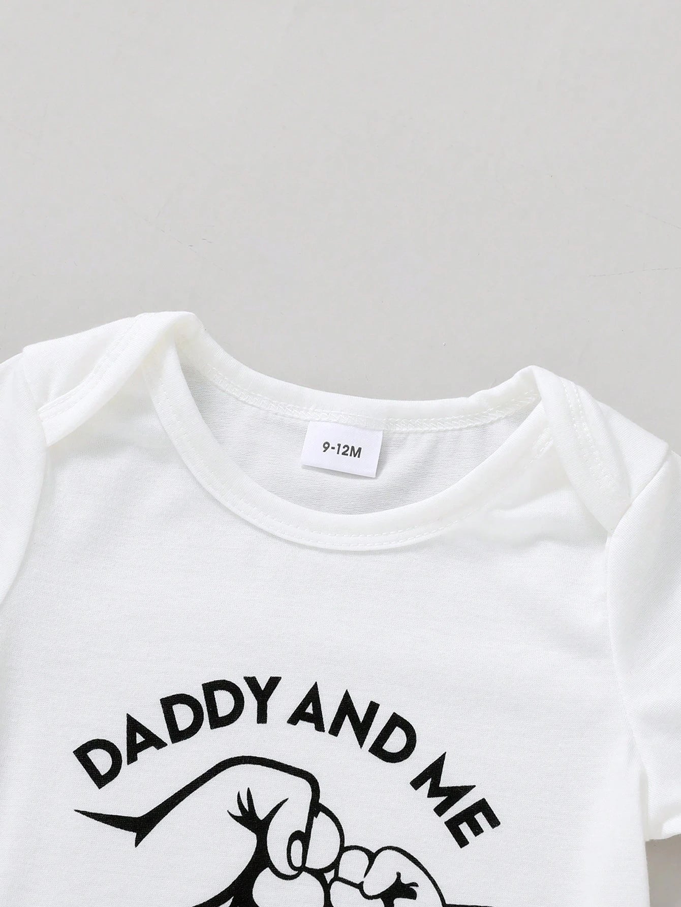 3pcs/Set Casual Cute Baby Boy Outfit, Soft Breathable Bodysuit Set With Letter & Gesture Graphics, Drawstring, Pants And Hat, Suitable For Casual, Daily, Vacation, Party