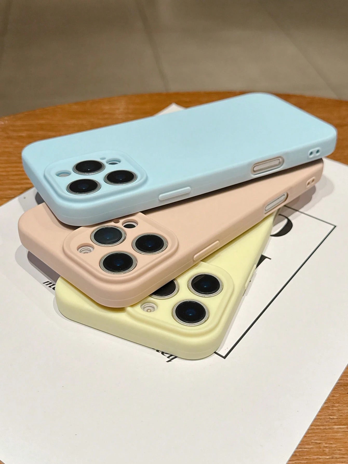 3pcs Solid Color Soft Silicone Large Hole Full Coverage Straight Edge Phone Case, Apple Smartphone Protective Cover, Cute Dopamine Color Phone Case, Compatible With IPhone16promax 16 16plus 16pro 15 1