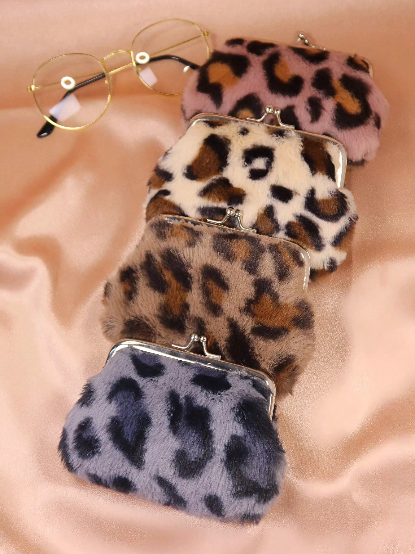 4-Inch Fashionable Leopard Print Plush Silver Metal Clip Coin Purse, Waterproof Leopard Print Card Holder, Available In Black, Burgundy, Brown, Purple, White And Other Colors, Can Hold Bank Cards, Cre