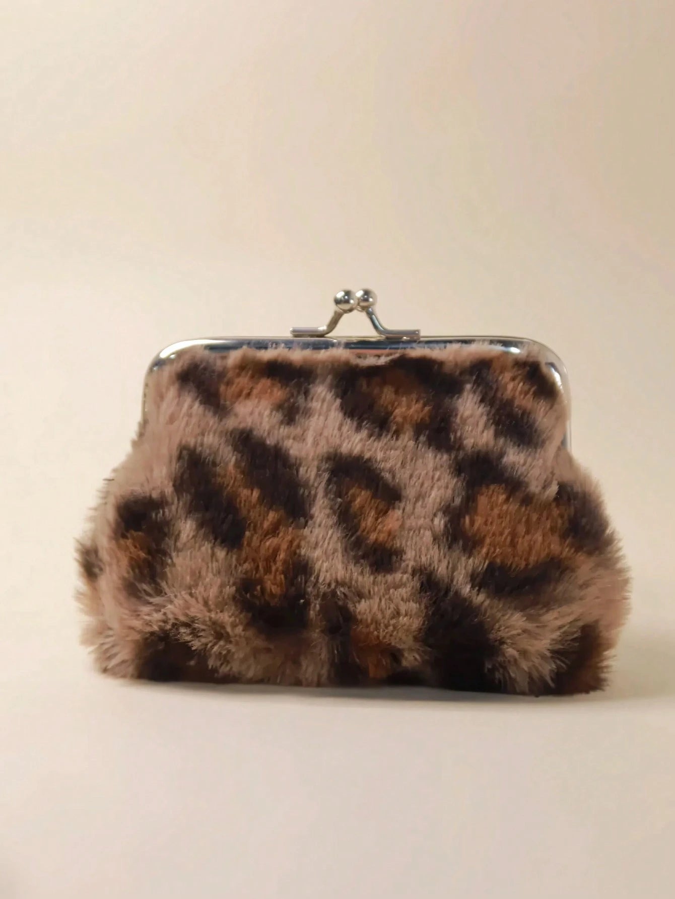 4-Inch Fashionable Leopard Print Plush Silver Metal Clip Coin Purse, Waterproof Leopard Print Card Holder, Available In Black, Burgundy, Brown, Purple, White And Other Colors, Can Hold Bank Cards, Cre