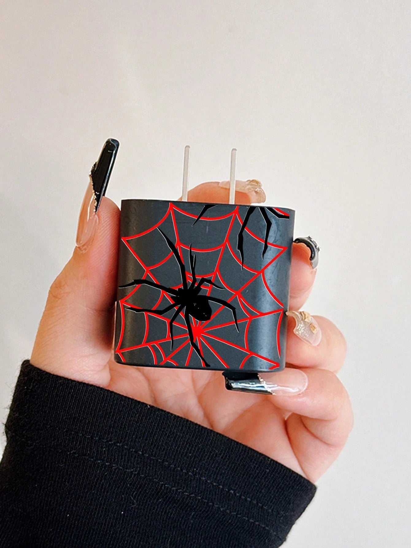 4pcs Red Spider Web Pattern Phone Charging Accessory Set, Including 1 Charging Head Protector Case + 1 White Data Cable Strap + 2 Data Cable Protector Cases, Compatible With IPhone 11/12/13/14/15/16/1