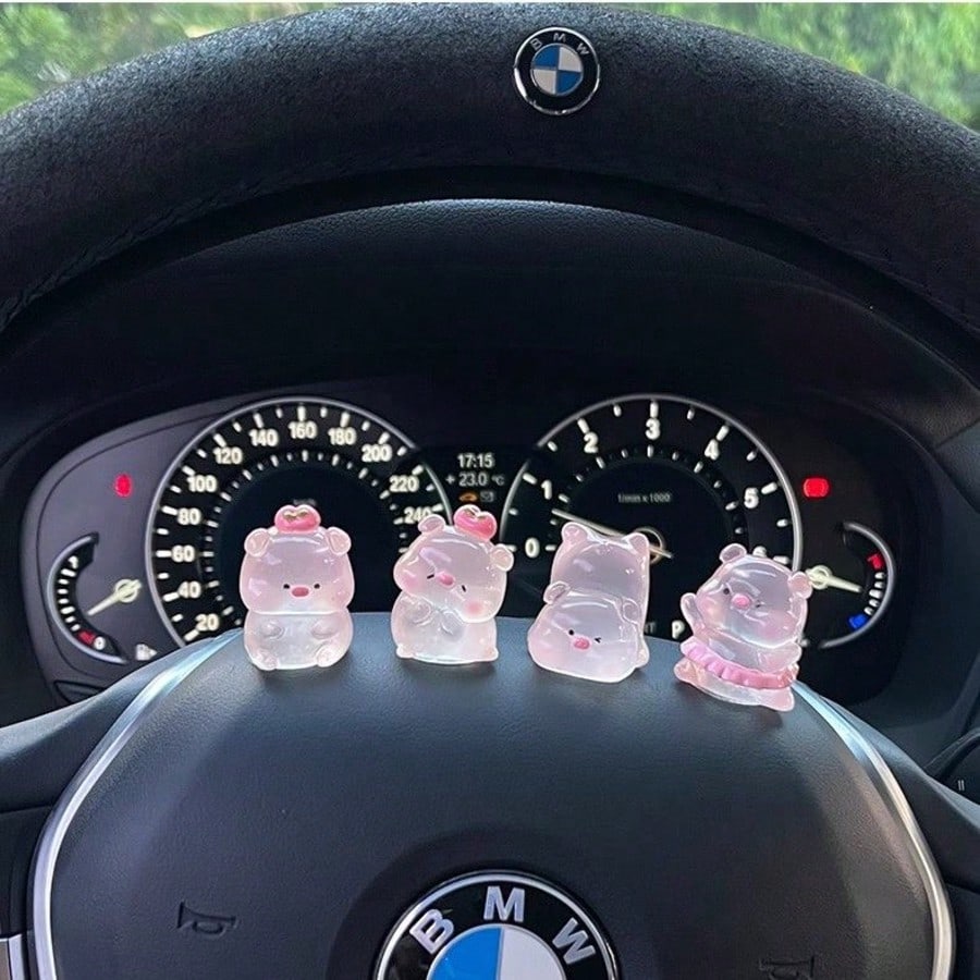 6/7/8pcs Mini Glowing Pig Shaped Car Dashboard Decor, Mini Resin Pig, Suitable For Cute Car Interior Accessories, Rearview Mirror Decor Or Fun Gift For Girls