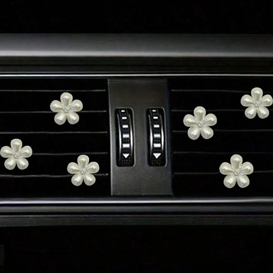 6pcs/Set Rhinestone & Pearl Car Air Vent Decor- Daisy Flower Vent Clip, Elegant Interior Accessories, Suitable For Dashboard, Bumper, Door Decor (Easy Installation), Decorate Dashboard With Premium C