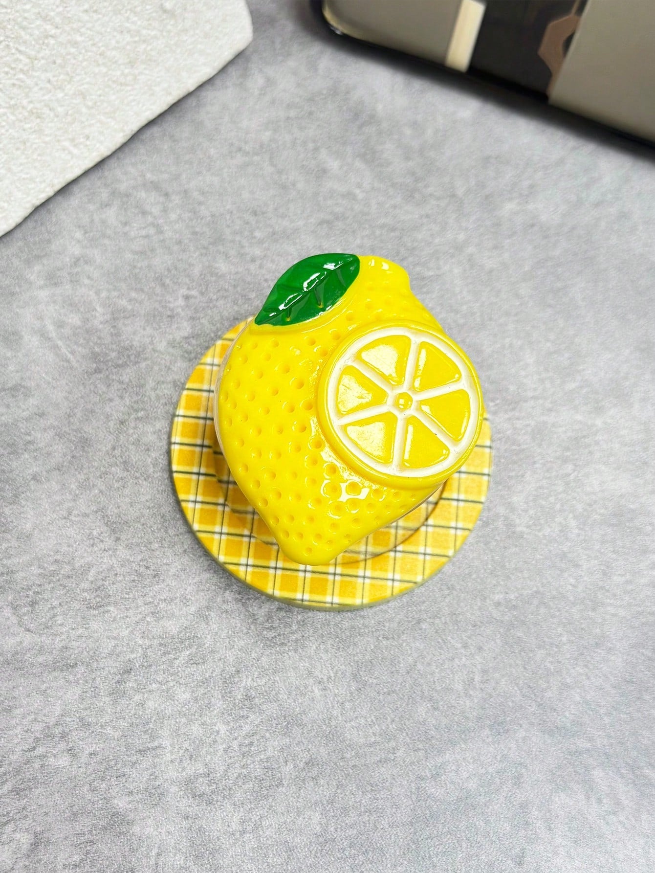 Adjustable Fruit Element 3D Acrylic Phone Push-Pull Stand 1pc INS Style Acrylic Fruit (Cherry, Strawberry, Lemon, Pineapple) Magnetic Adsorption Phone Holder, Foldable Portable Air Cushion Desktop Pho