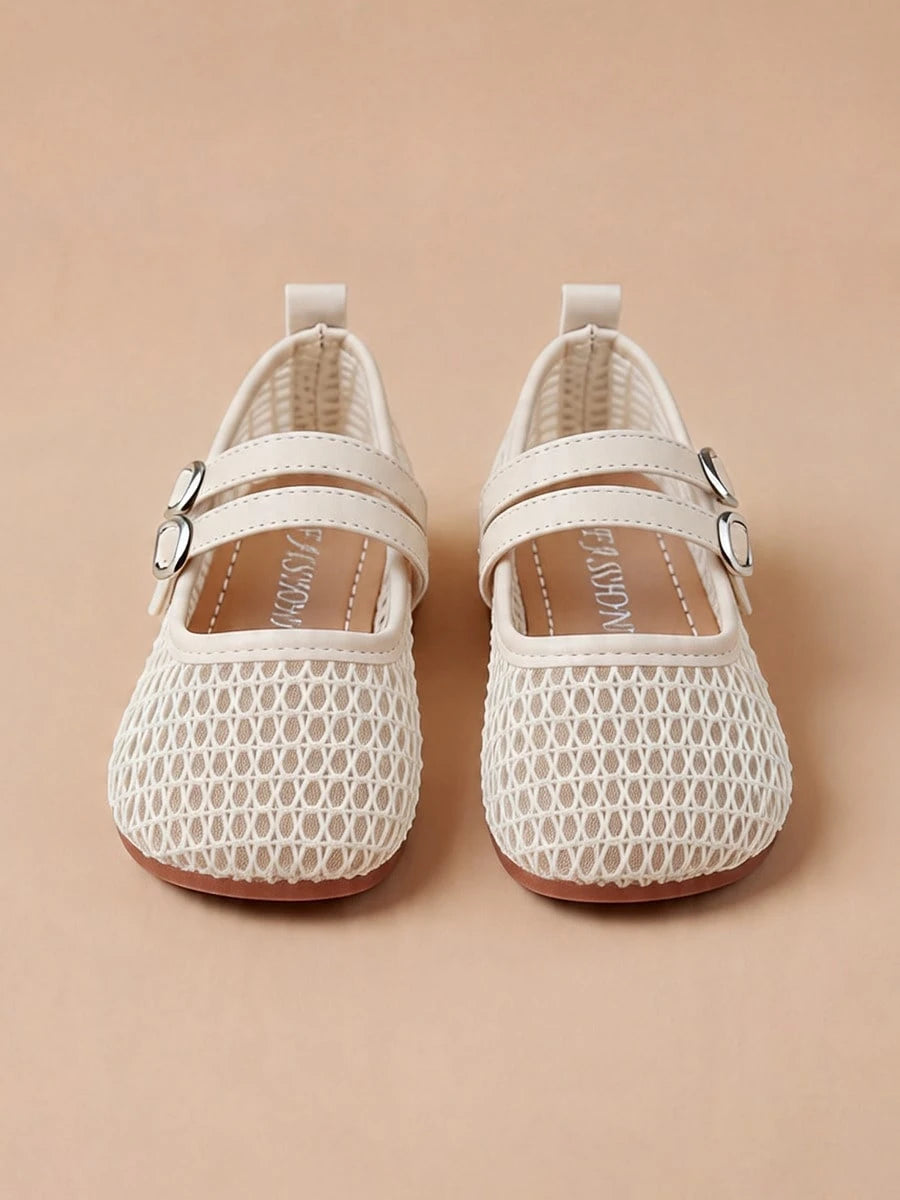 Adjustable Strap Cream White Mary Jane Shoes, Mesh Flat Shoes For Girls Aged 3-12, Breathable Design For School And Travel