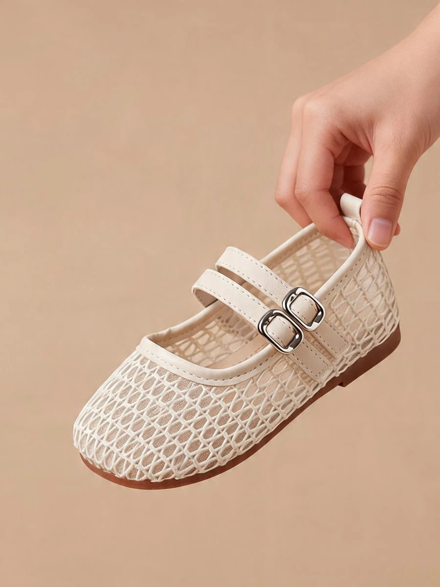 Adjustable Strap Cream White Mary Jane Shoes, Mesh Flat Shoes For Girls Aged 3-12, Breathable Design For School And Travel