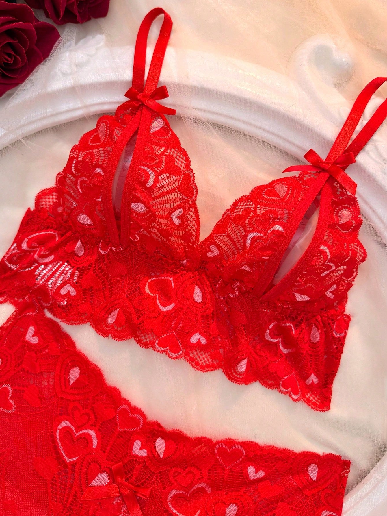 AESKEIA Pink Lace Sexy Set, Women's Open Bust Bra And Open Crotch Panty Set, Erotic Sexy Lingerie, Christmas Valentine's Day New Year Gift