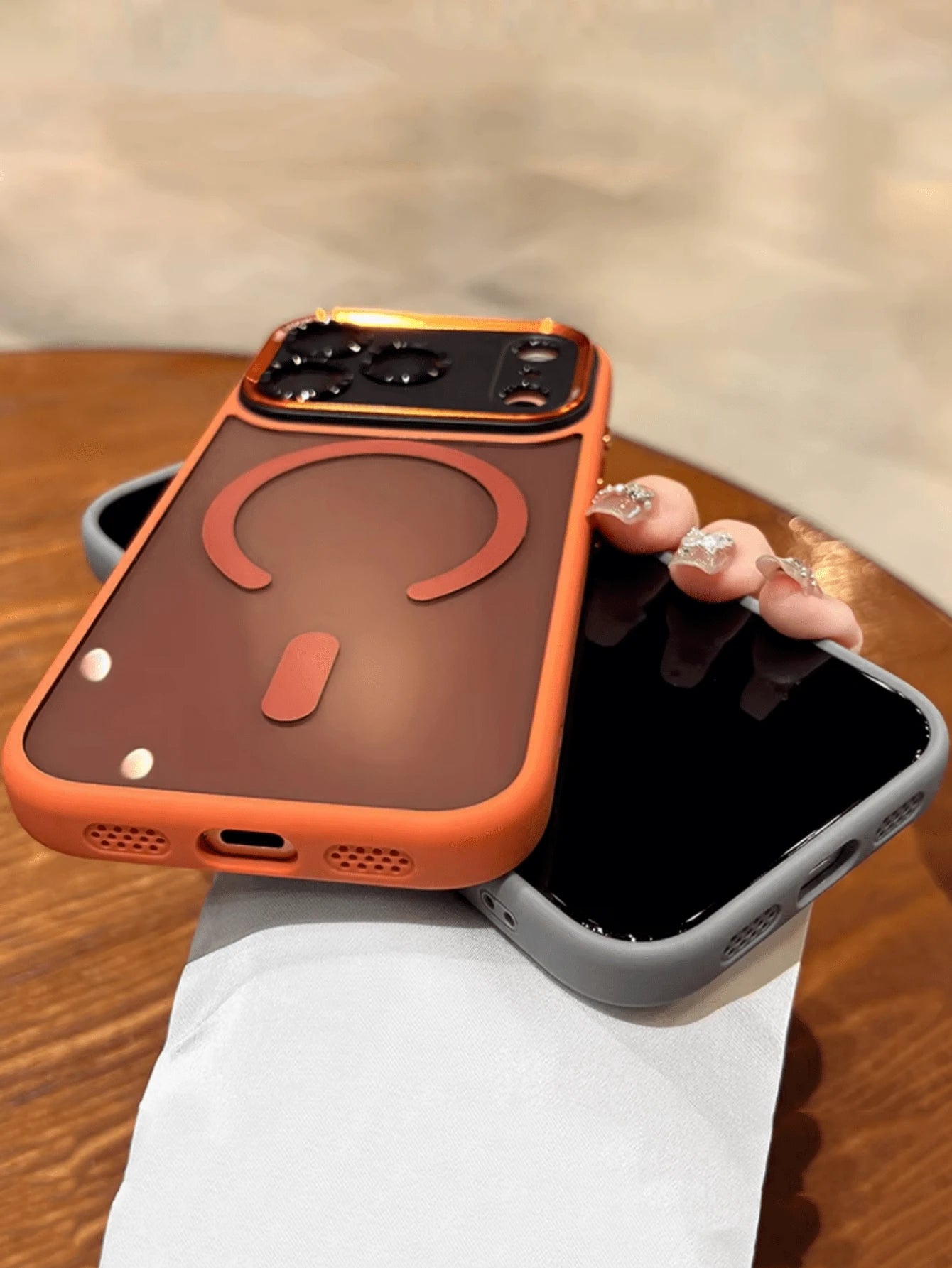 Alloy TPU Luxury Magnetic Style Power Symbol Design Matte 1pc Metal Camera Lens Protective Phone Case Compatible With IPhone 17 Air 16 15 14 13 12 11 Pro Max Plus Soft TPU Back Cover Supports Wireless