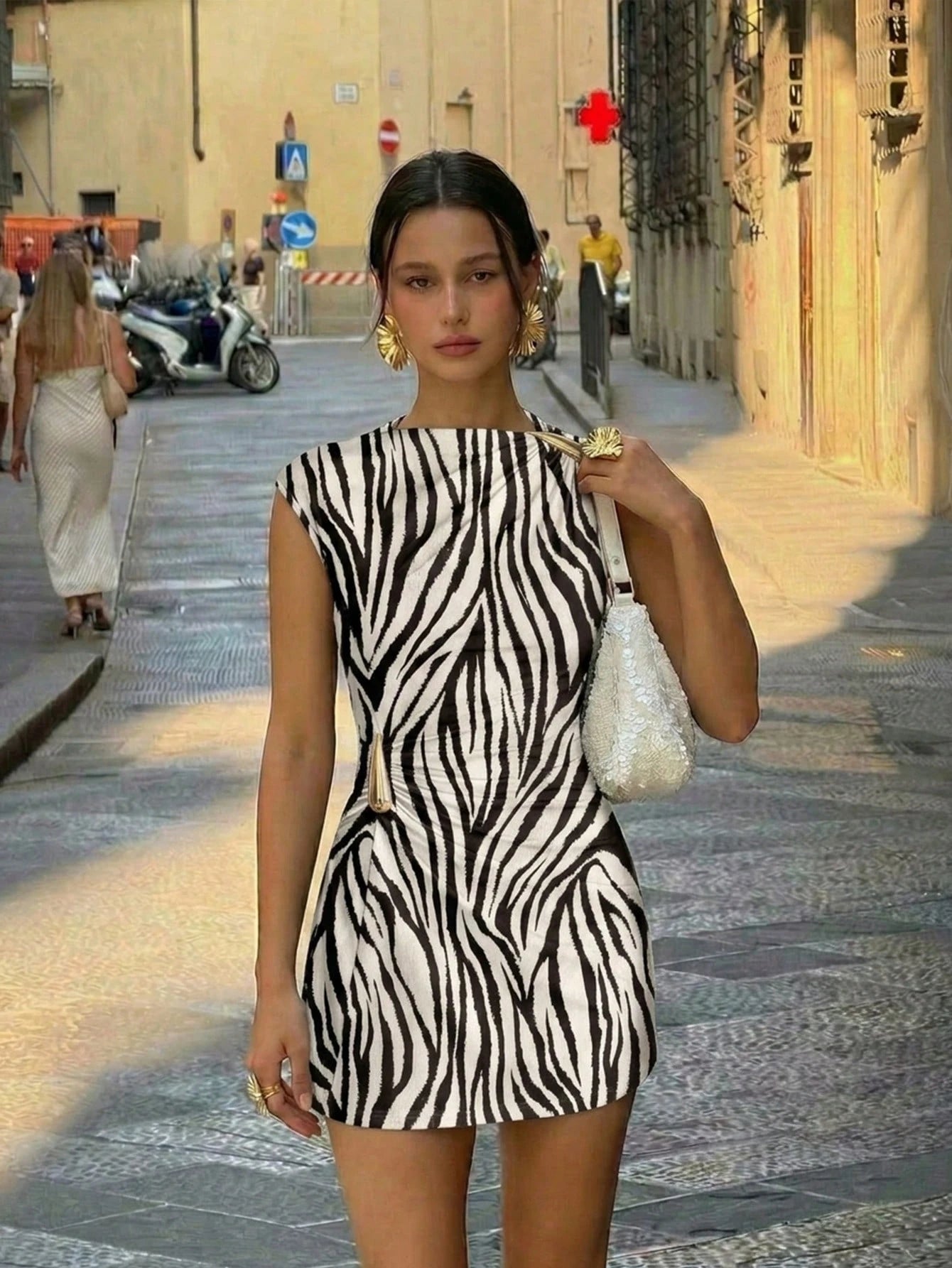Aloruh Elegant Sexy Resort Style Zebra Print Metal Decor Ruched Mini Dress, Summer Vacation Beach Night Outfit, Hawaii Wear,Summer Dresses For Women White