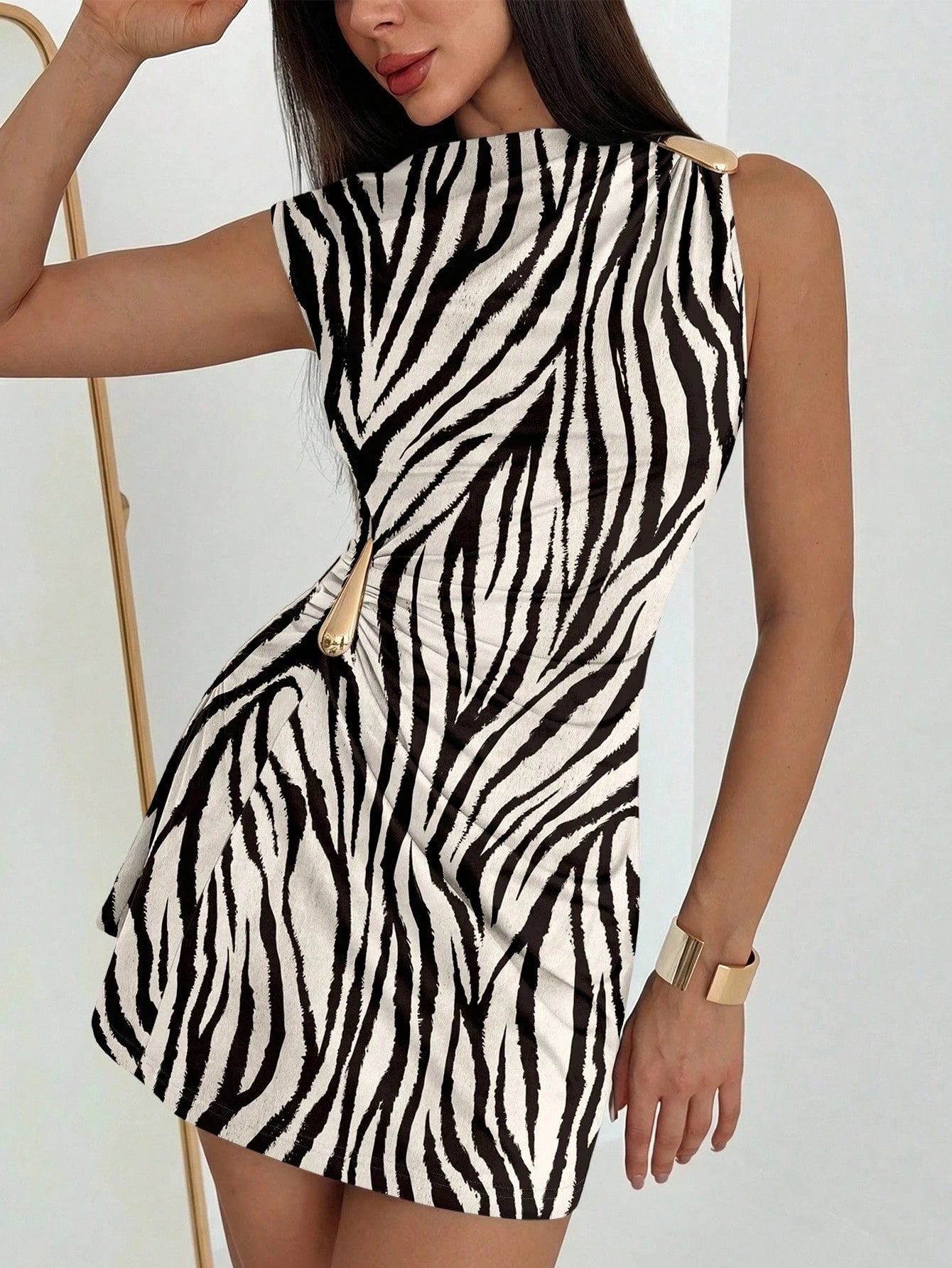 Aloruh Elegant Sexy Resort Style Zebra Print Metal Decor Ruched Mini Dress, Summer Vacation Beach Night Outfit, Hawaii Wear,Summer Dresses For Women White