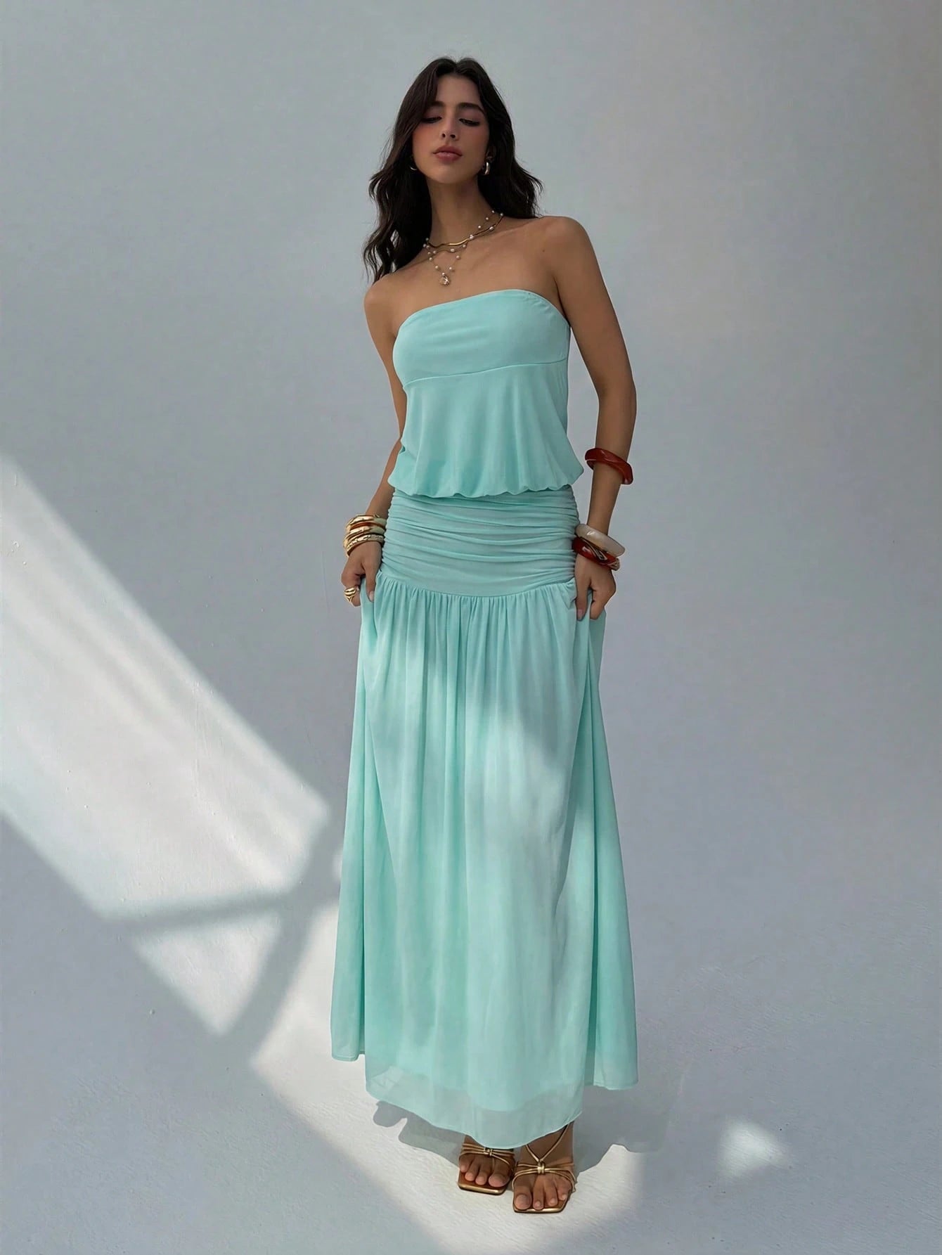 Aloruh Women's Romantic Sexy Solid Blue Strapless Ruched Waist A-Line Dress, Suitable For Spring/Summer Vacation & Date,Summer Dresses For Women