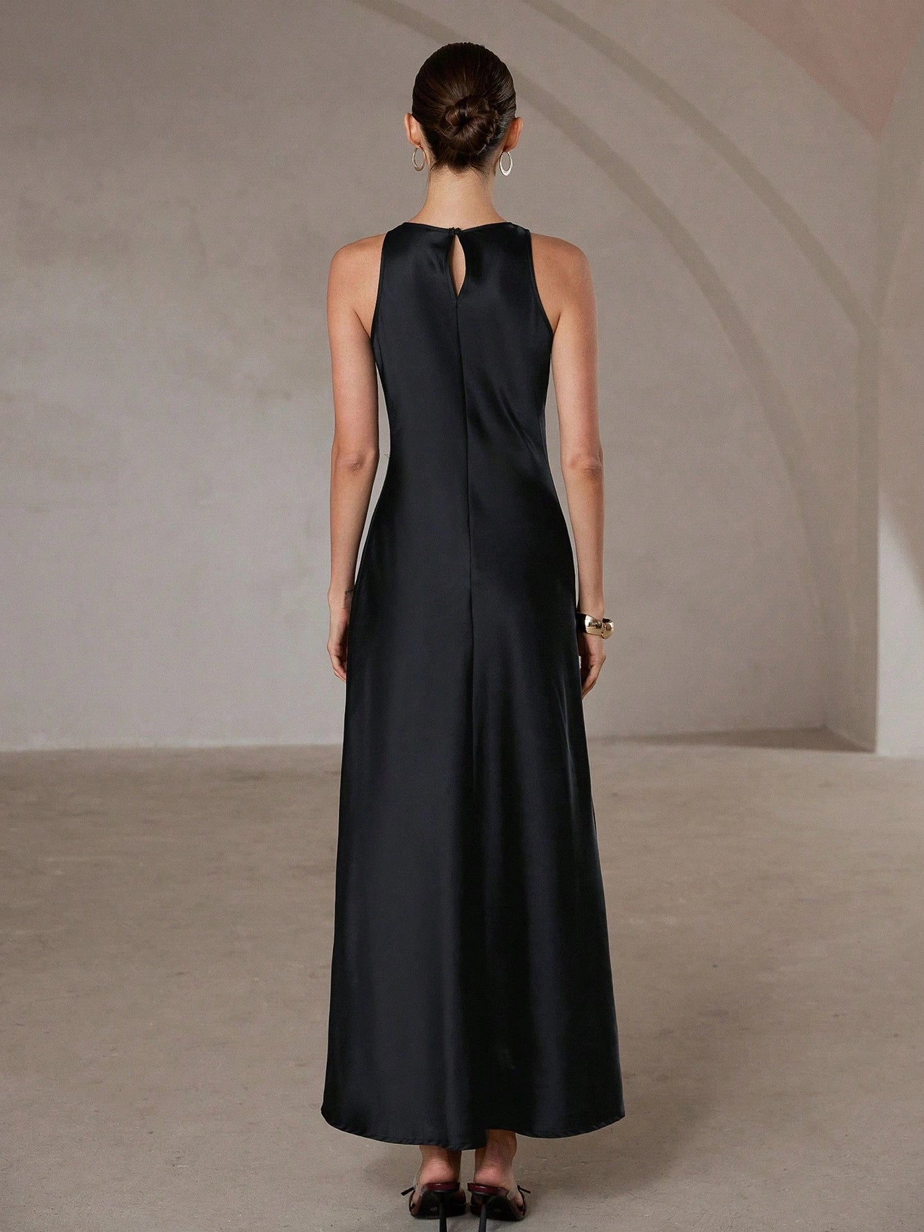 Aveloria Modichic Minimalist Chic Asymmetric Bias-Cut Double-Sided Satin-Like Fabric A-Line Sleeveless Long Dress For Women, Flattering And Versatile