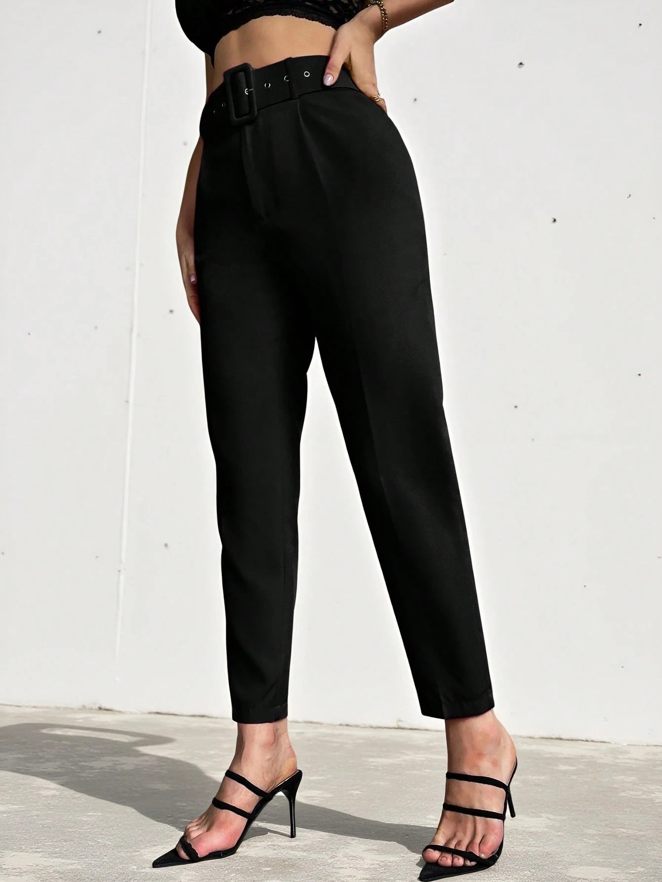 Aveloria Modichic Solid Belted Tapered Pants  Fall Cloth For Women