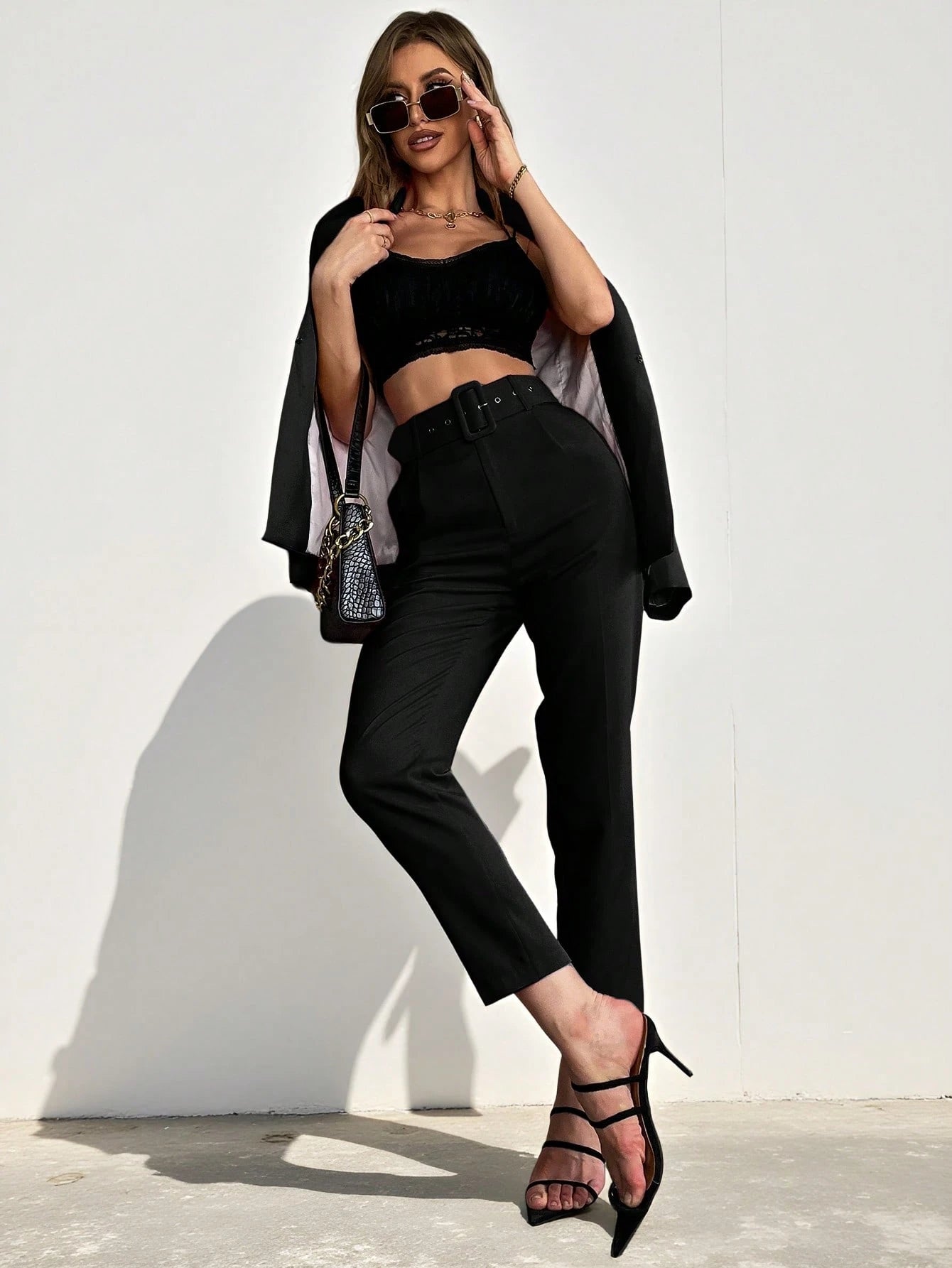 Aveloria Modichic Solid Belted Tapered Pants  Fall Cloth For Women