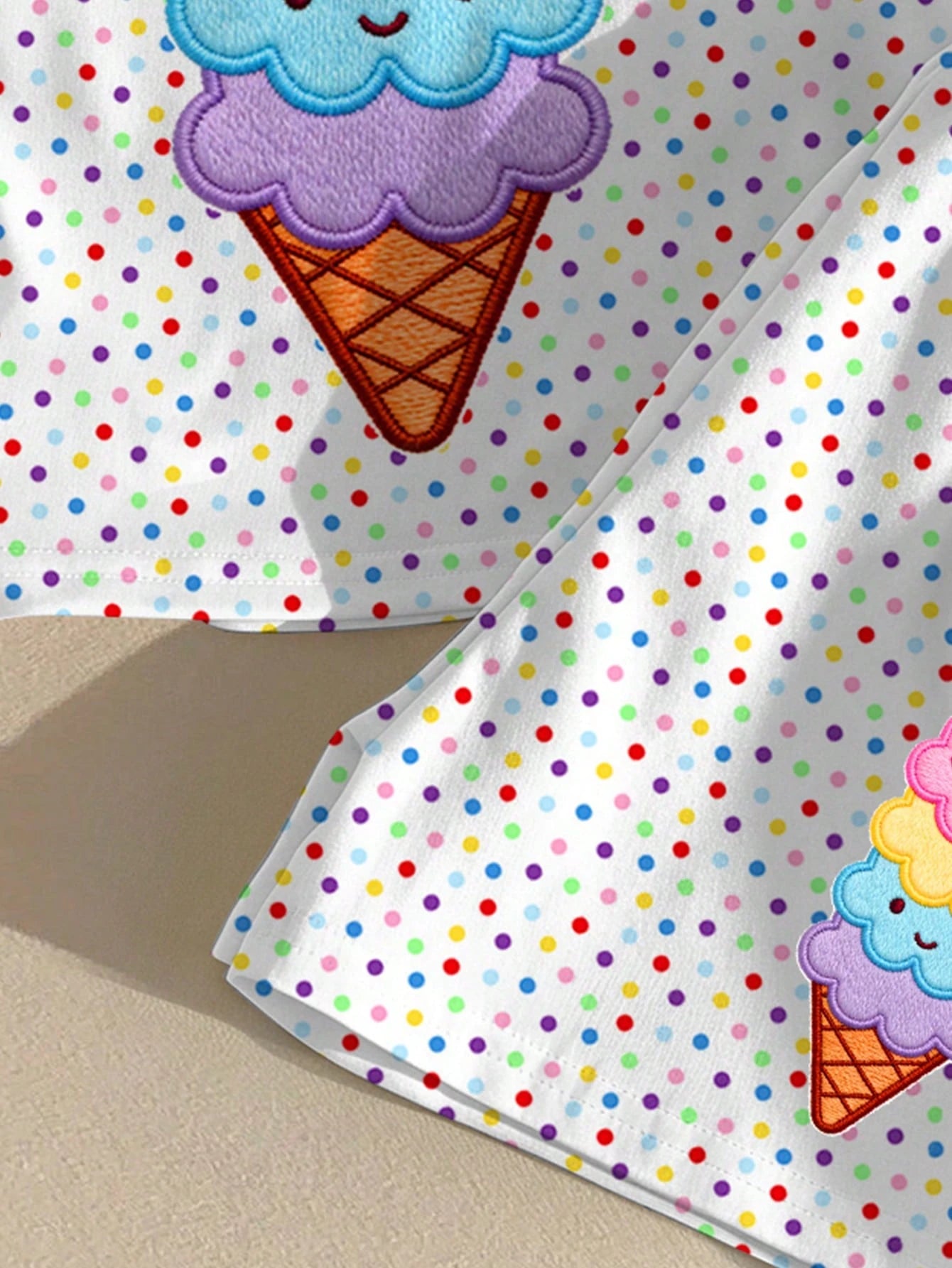 Baby Girl Simple Casual Cute Summer Ice Cream Pattern, Colorful Polka Dot Print, Sweet Creamy Style, Vacation Style, Round Neck Short Sleeve T-Shirt And Leggings Set, Suitable For Spring And Sum