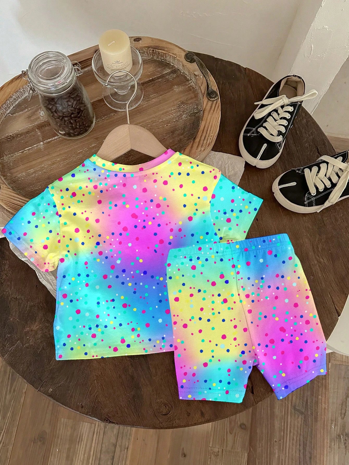 Baby Girl Simple Casual Cute Summer Ice Cream Pattern, Colorful Polka Dot Print, Sweet Creamy Style, Vacation Style, Round Neck Short Sleeve T-Shirt And Leggings Set, Suitable For Spring And Sum