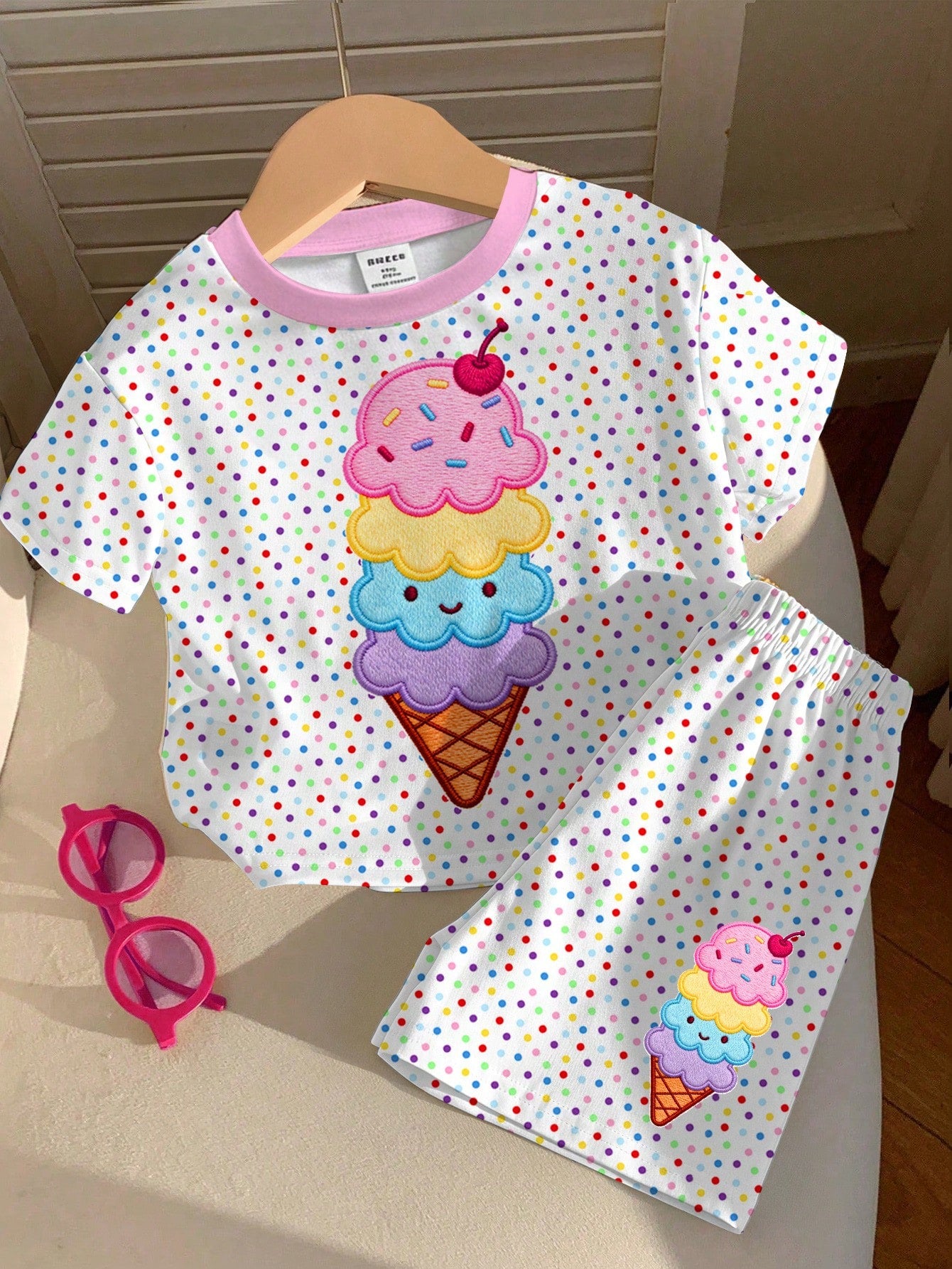 Baby Girl Simple Casual Cute Summer Ice Cream Pattern, Colorful Polka Dot Print, Sweet Creamy Style, Vacation Style, Round Neck Short Sleeve T-Shirt And Leggings Set, Suitable For Spring And Sum