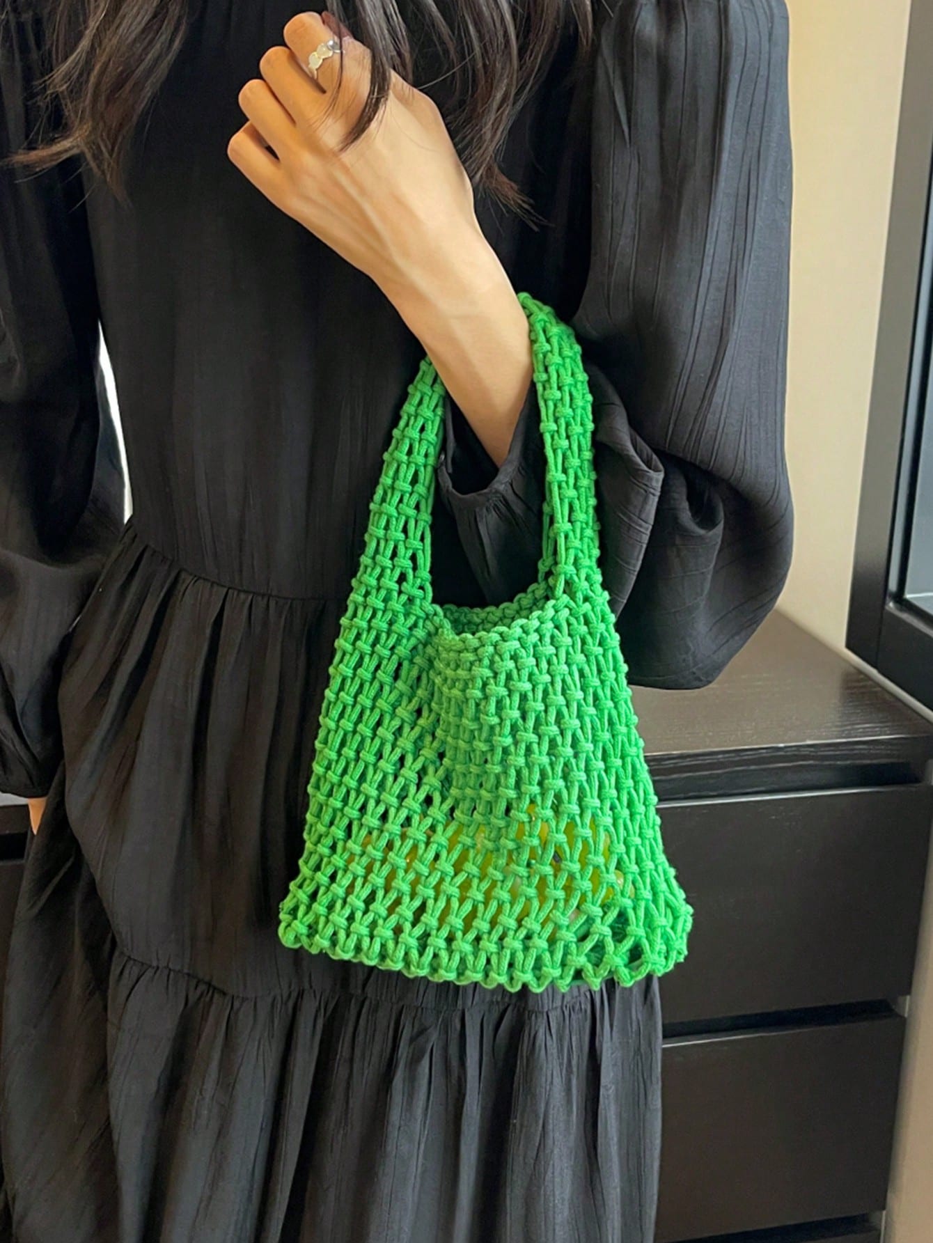 BAILEE Fashionable Colorful Polyester Yarn Hand-Woven Patterned Handbag With Ocean Charm, Suitable For Vacation