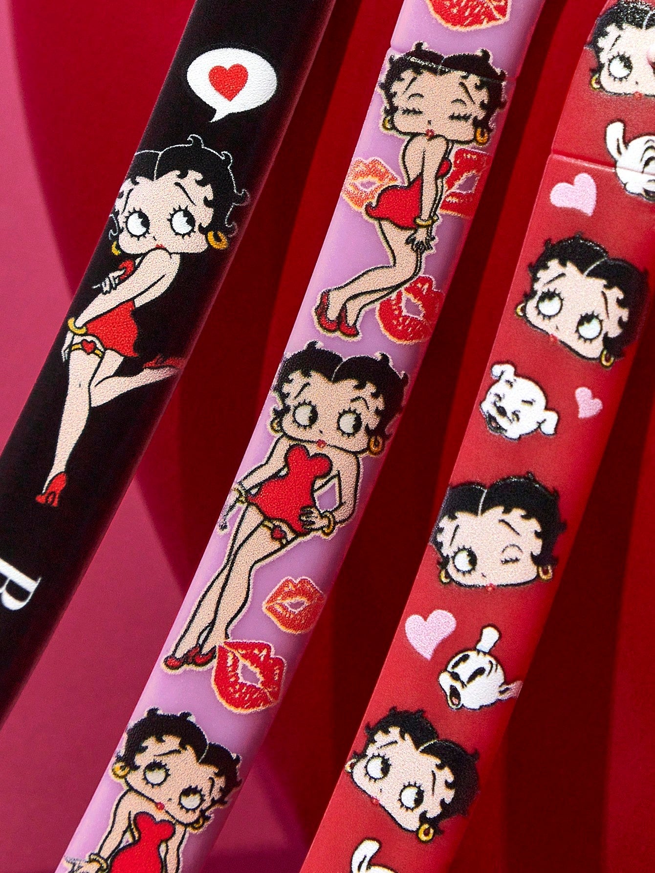 Betty Boop x 3 Pcs Straight Handle Eyebrow Trimmers With Protective Cap,Painless Hair Remover Razors,Durable Trimming Blades Scratchproof Scratch-Resistant Portable Beauty Tool,Crescent Eyebrow